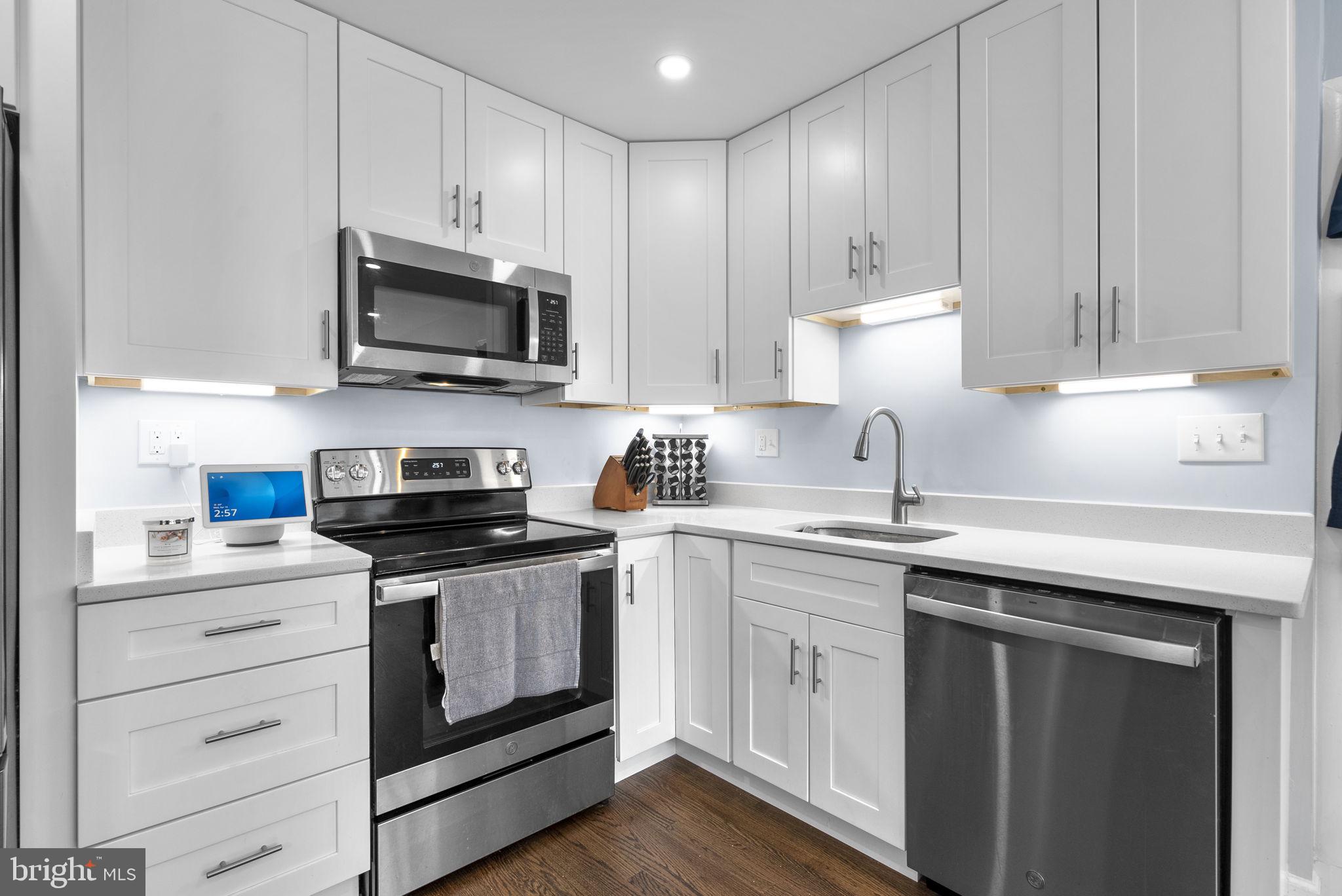HOMESTEAD ESTATES - Residential