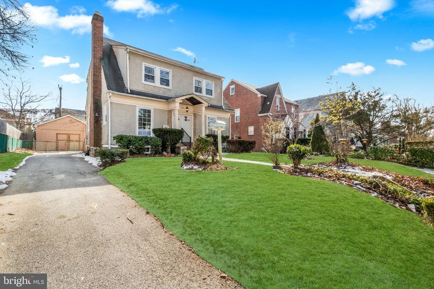 Historic Ashburton home was renovated with the CHAP program's guidance providing the new owners  10 year tax credit. Marketing of this property included a Brokers Open, Neighborhood Social, and traditional open house events. Visually introduced to the community with 3D, edited professional photography and  edited videos,  an electronic waves ad was used to ensure all interested shoppers within a 5 mile radius saw this lovely home.  
  Contact the listing agent to discuss options for marketing your home to sell.