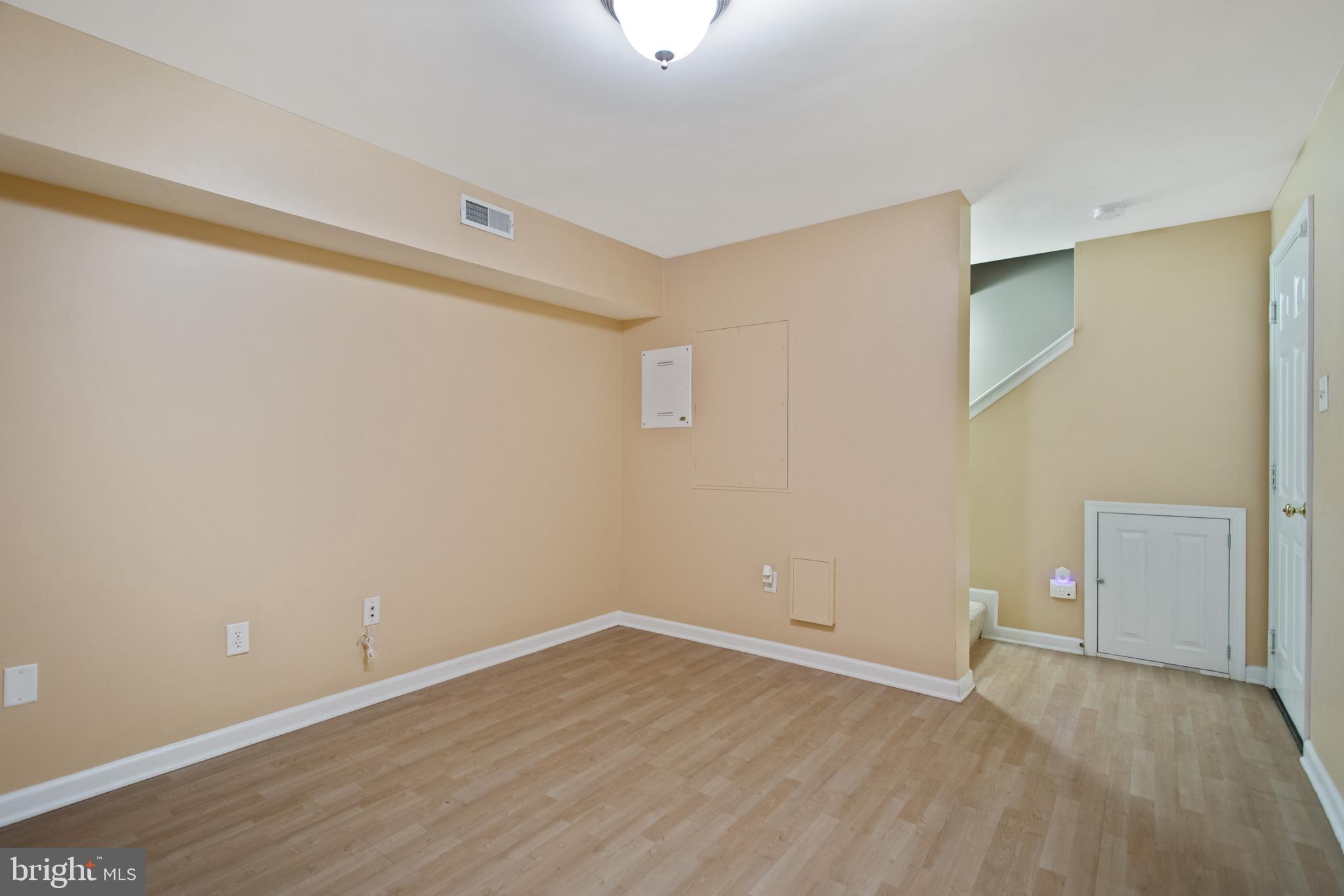 VILLAGES OF WINTERSET - Residential