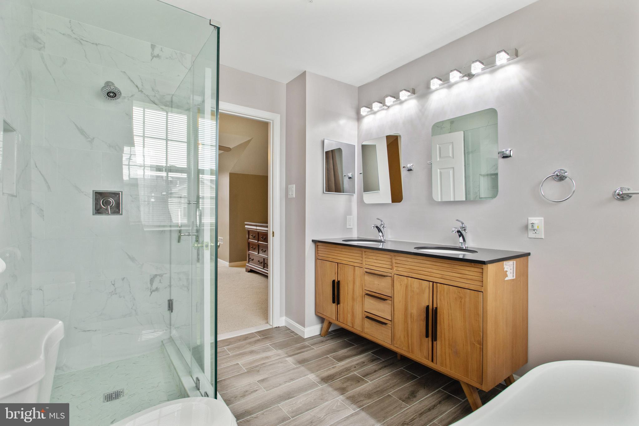 VILLAGES OF WINTERSET - Residential