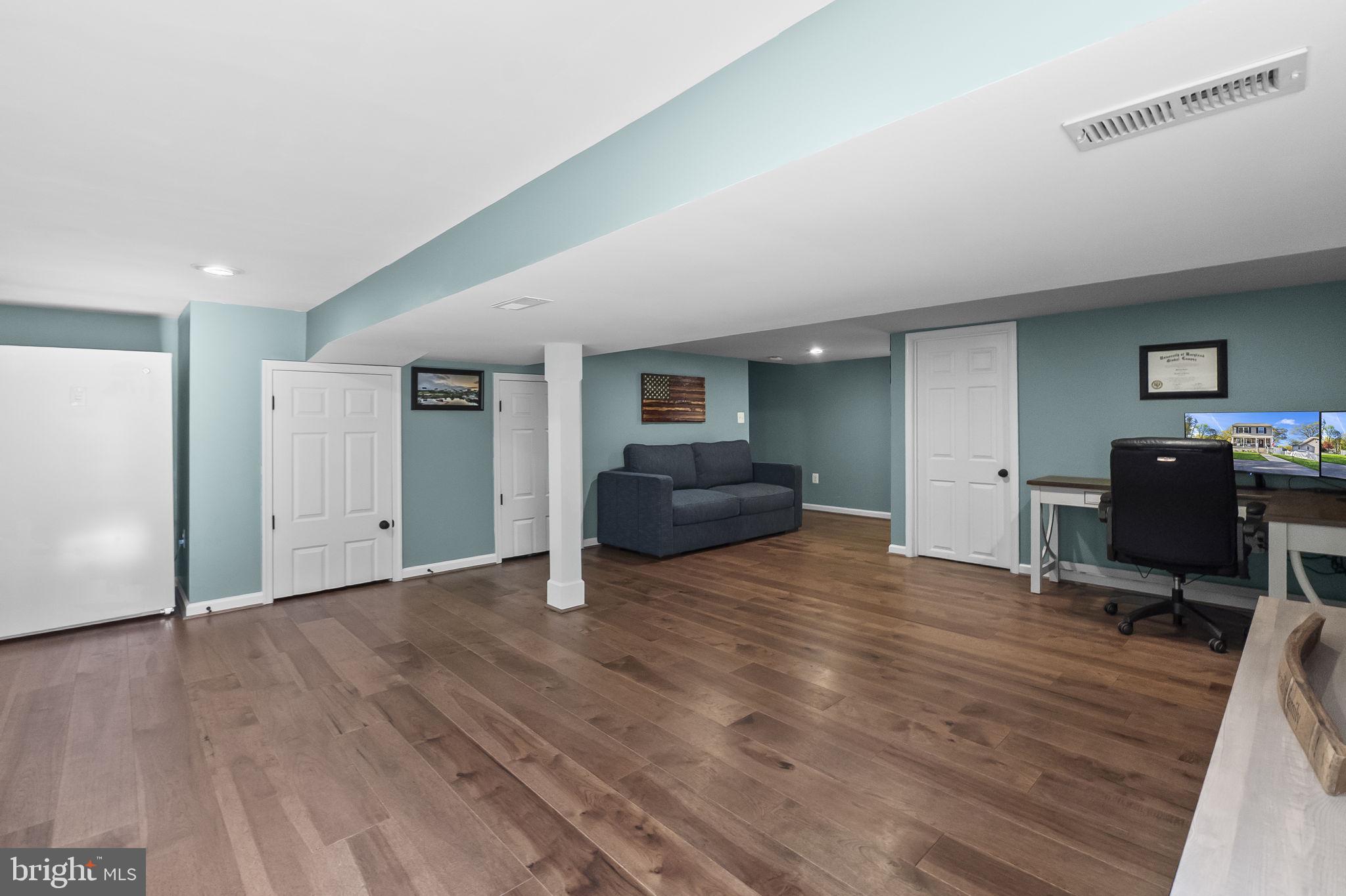 VENICE ON THE BAY - Residential