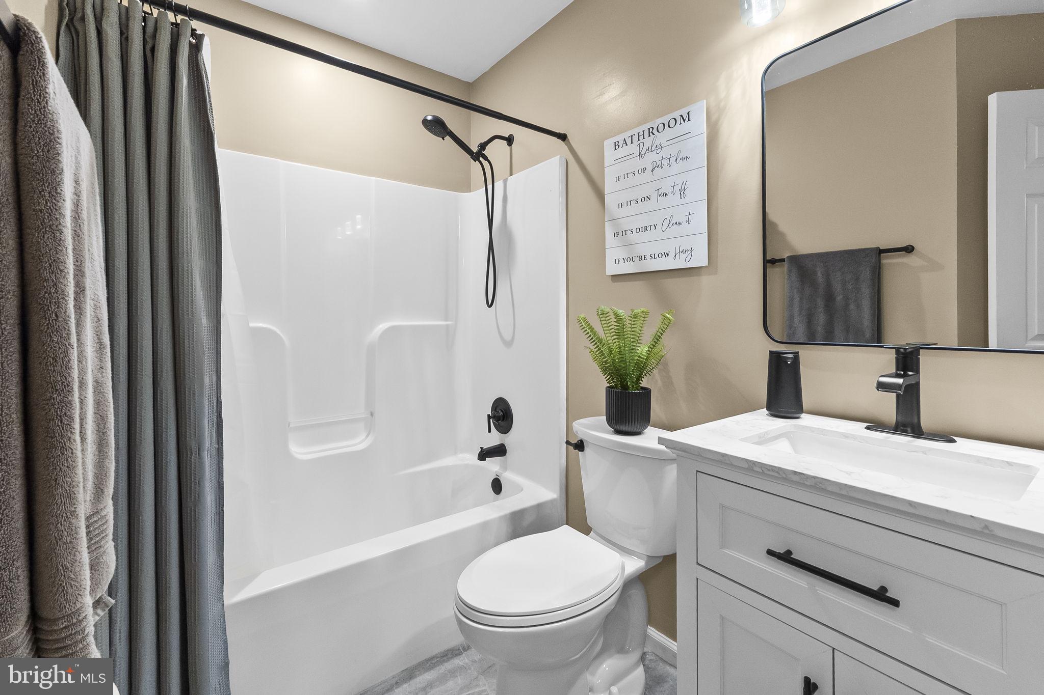 VENICE ON THE BAY - Residential