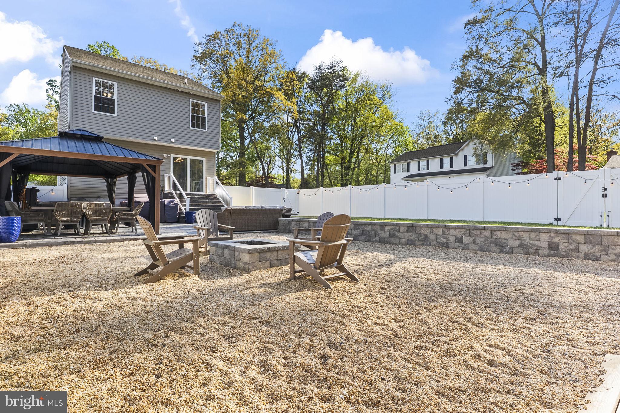VENICE ON THE BAY - Residential