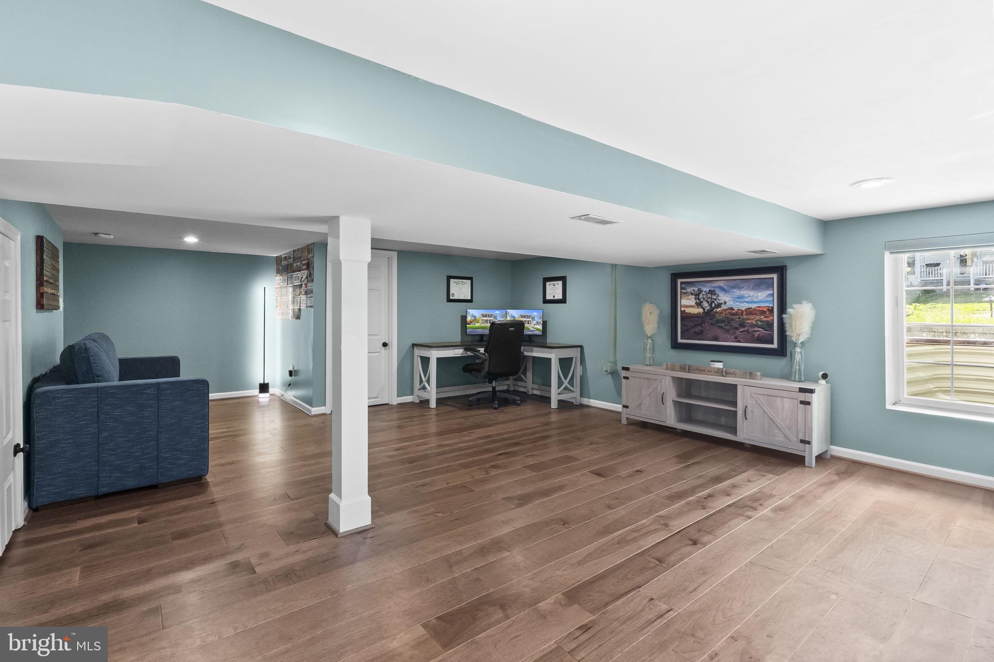 VENICE ON THE BAY - Residential