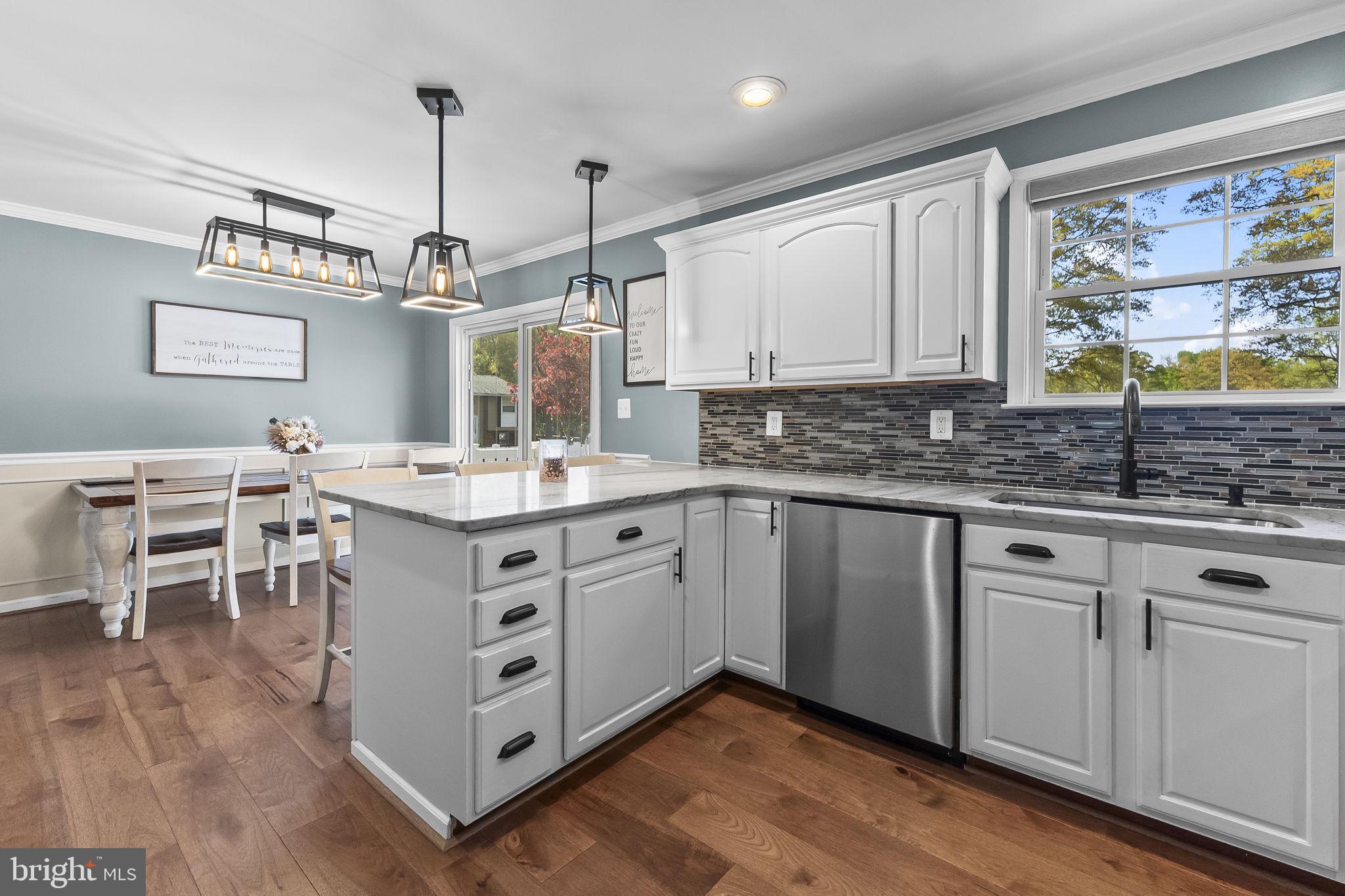 VENICE ON THE BAY - Residential