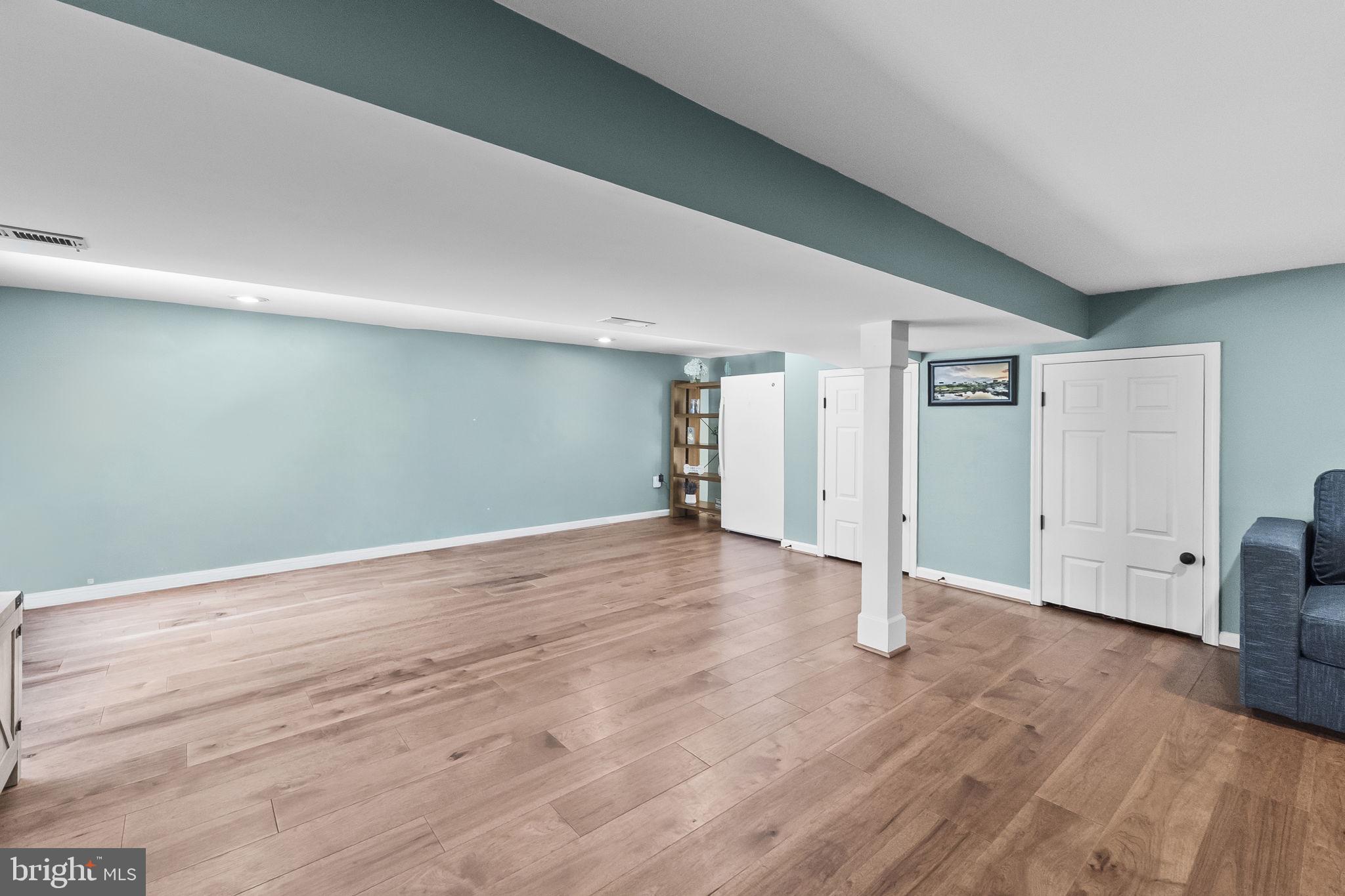 VENICE ON THE BAY - Residential