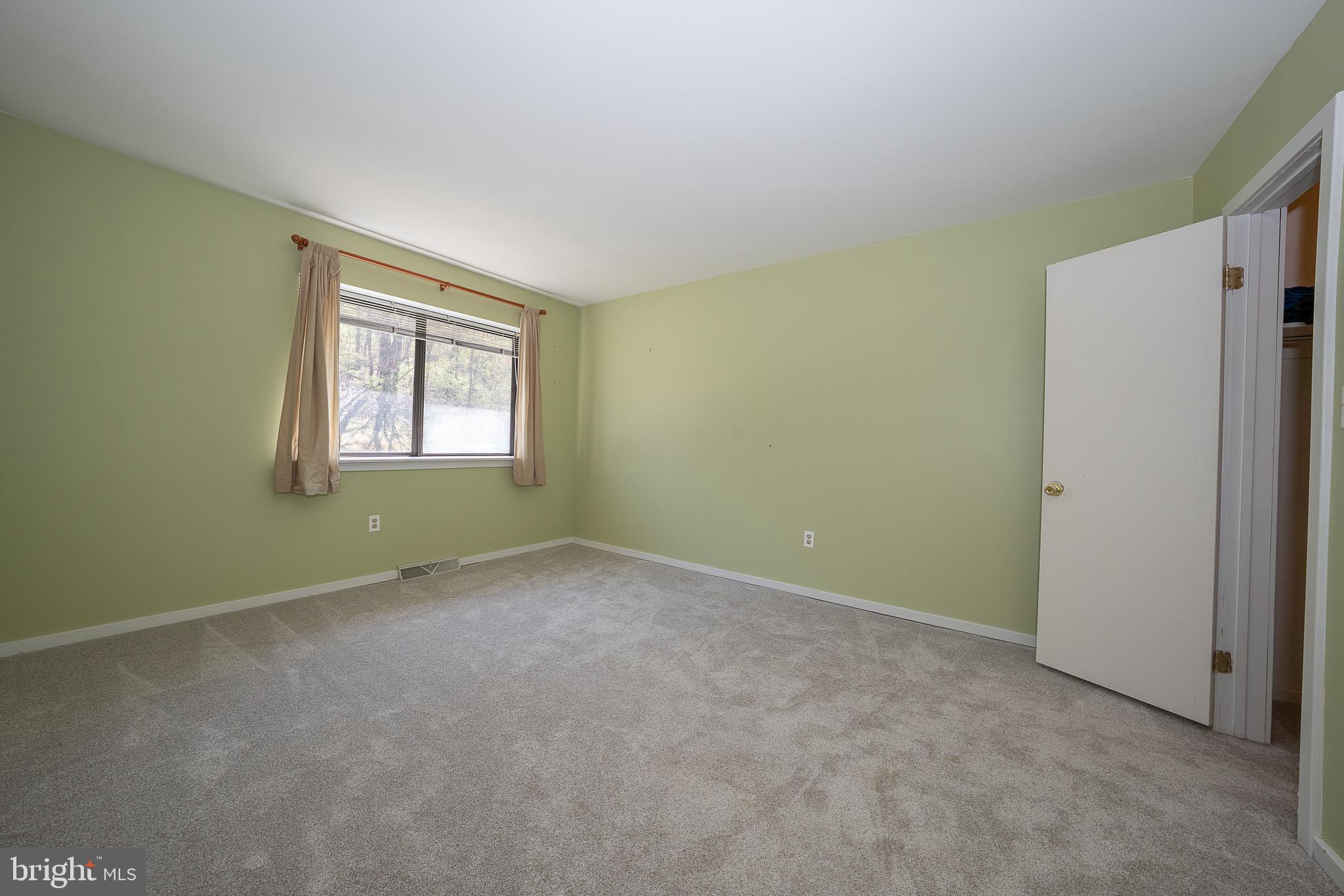 LYNETREE - Residential