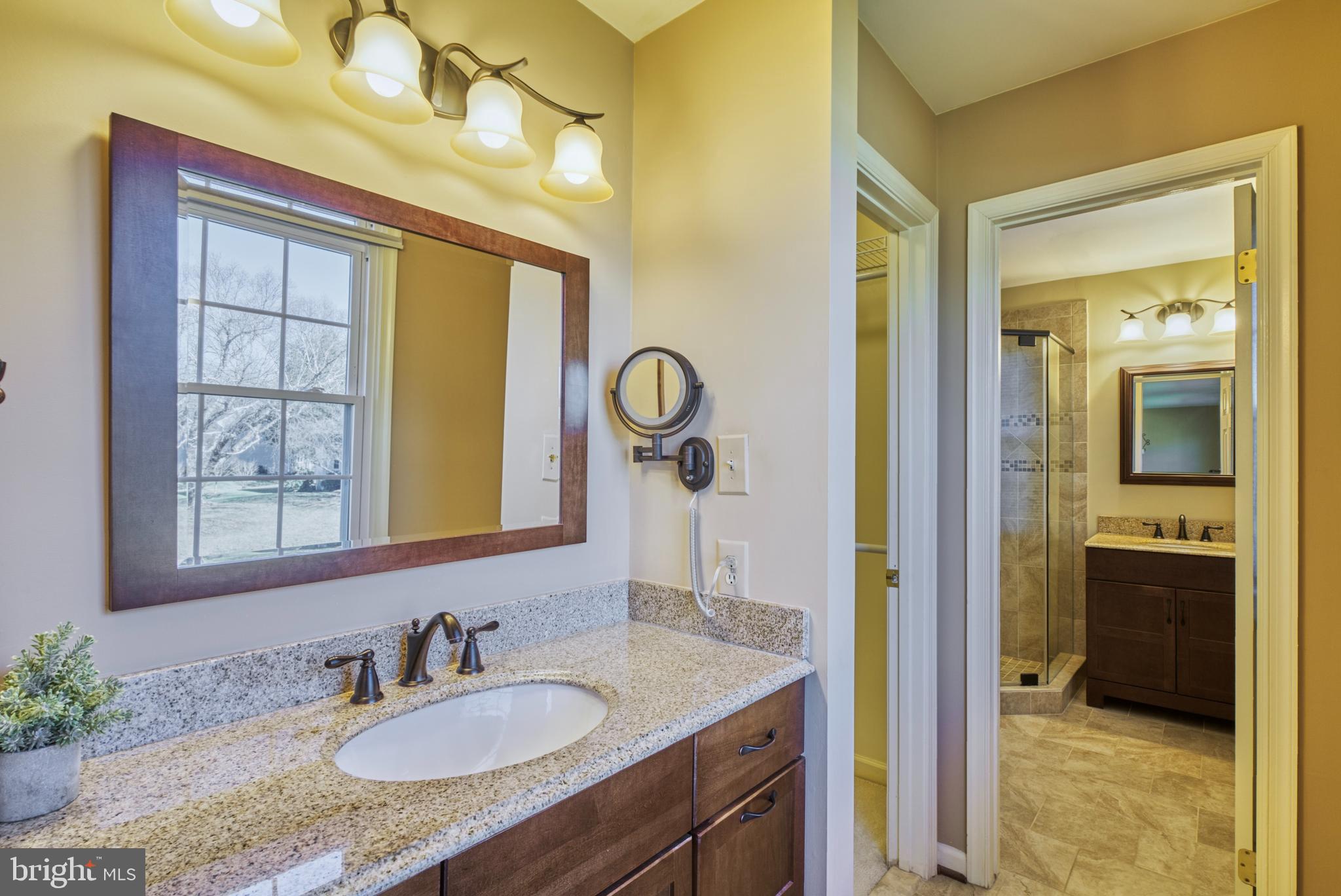 FRANKLIN GLEN - Residential