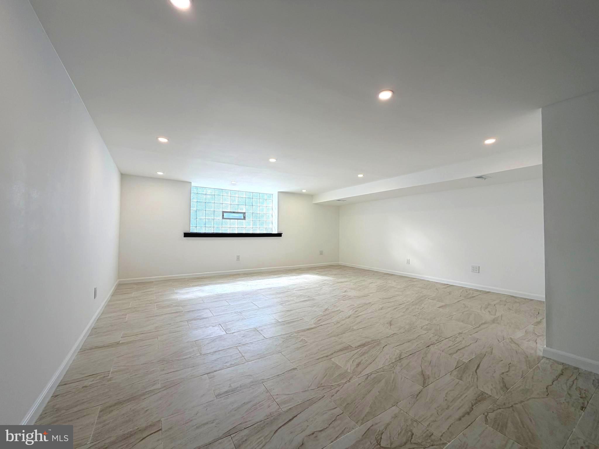 BUSTLETON - Residential