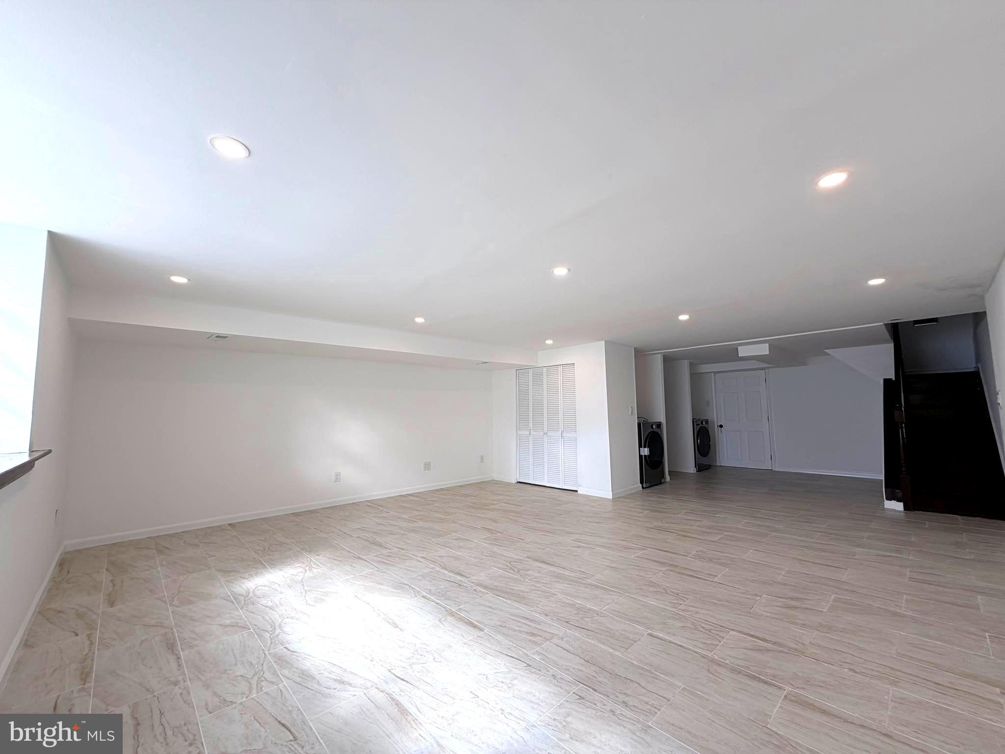 BUSTLETON - Residential