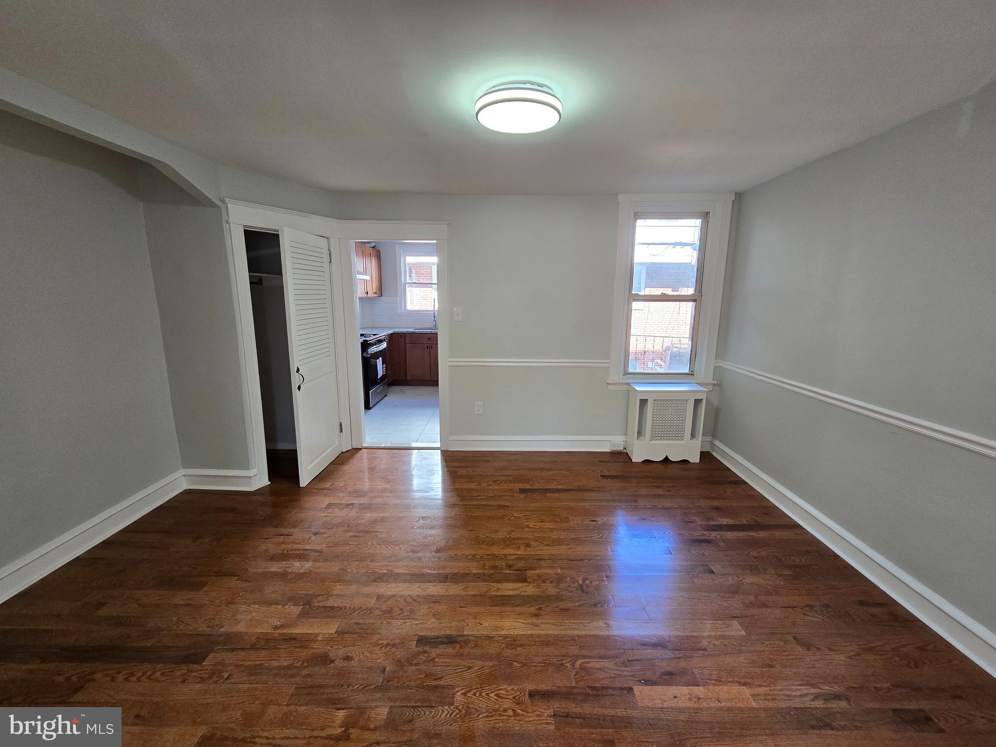 LAWNCREST - Residential