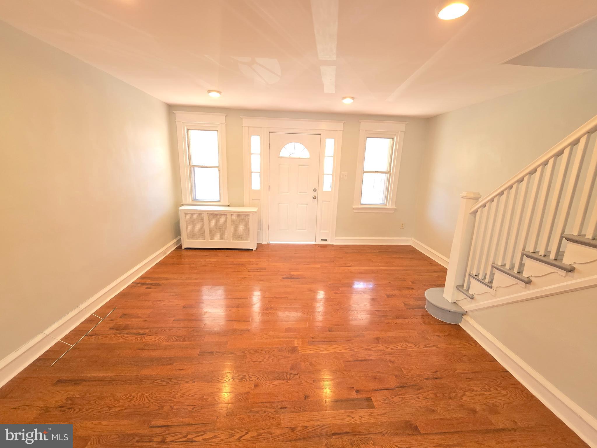 LAWNCREST - Residential