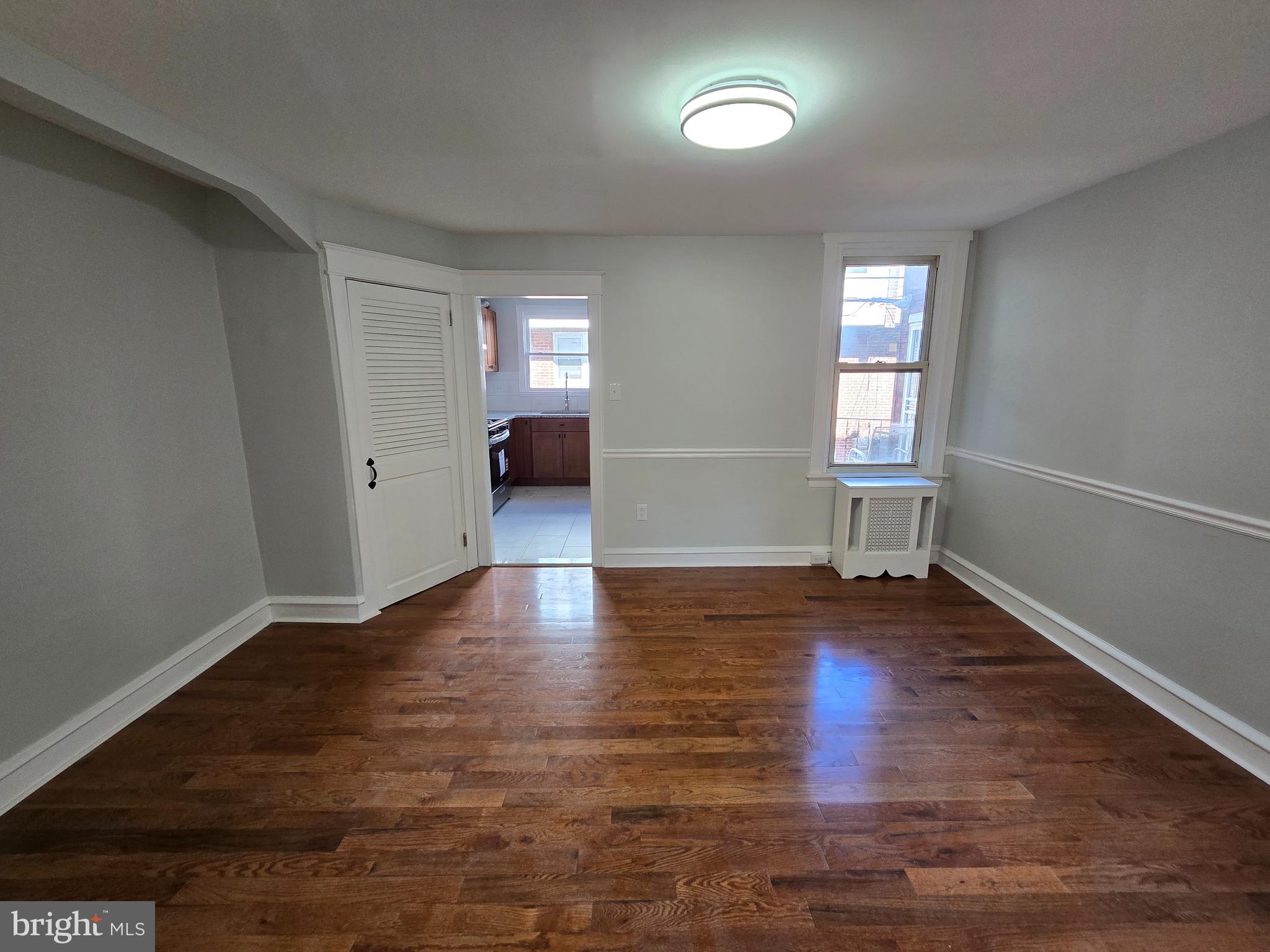 LAWNCREST - Residential