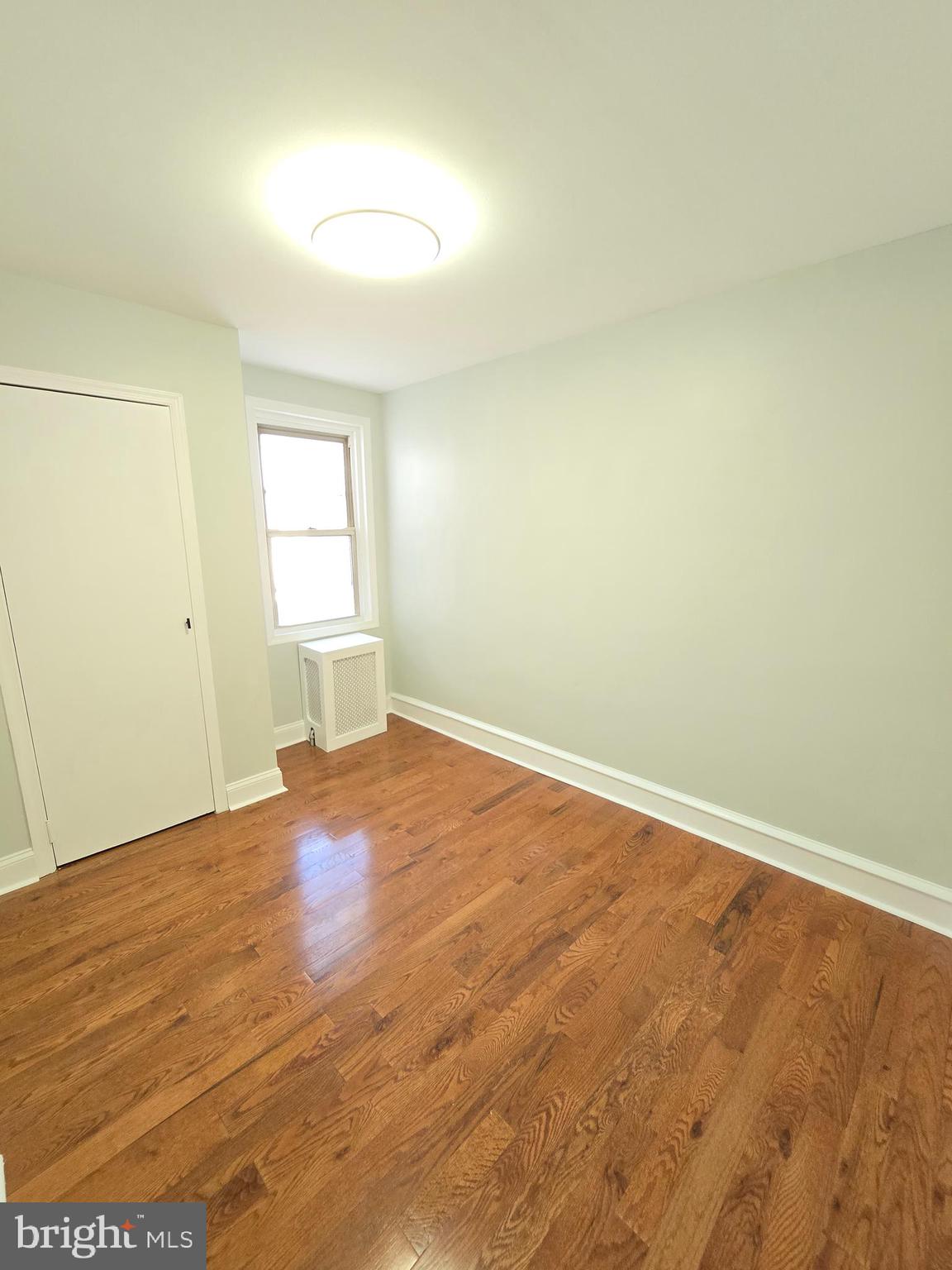 LAWNCREST - Residential