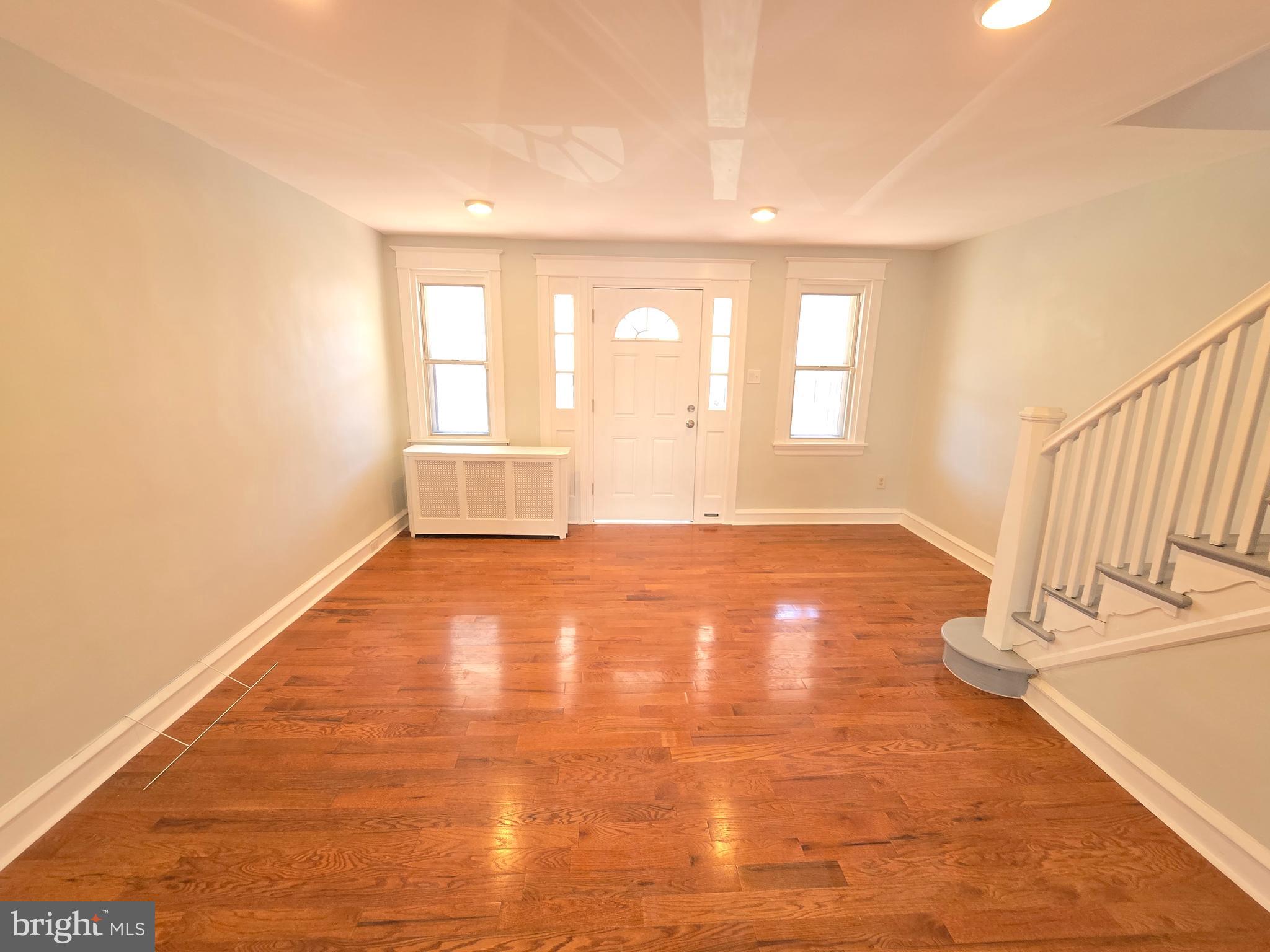 LAWNCREST - Residential