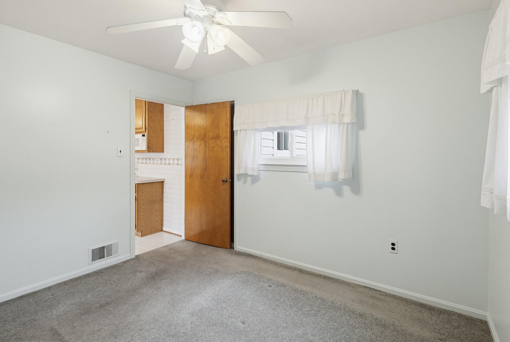 VEIRS MILL VILLAGE - Residential