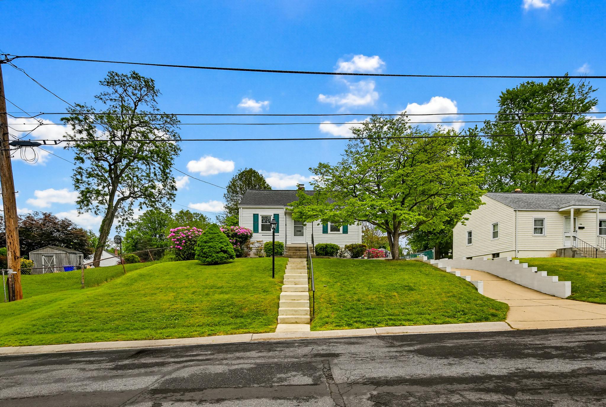 VEIRS MILL VILLAGE - Residential