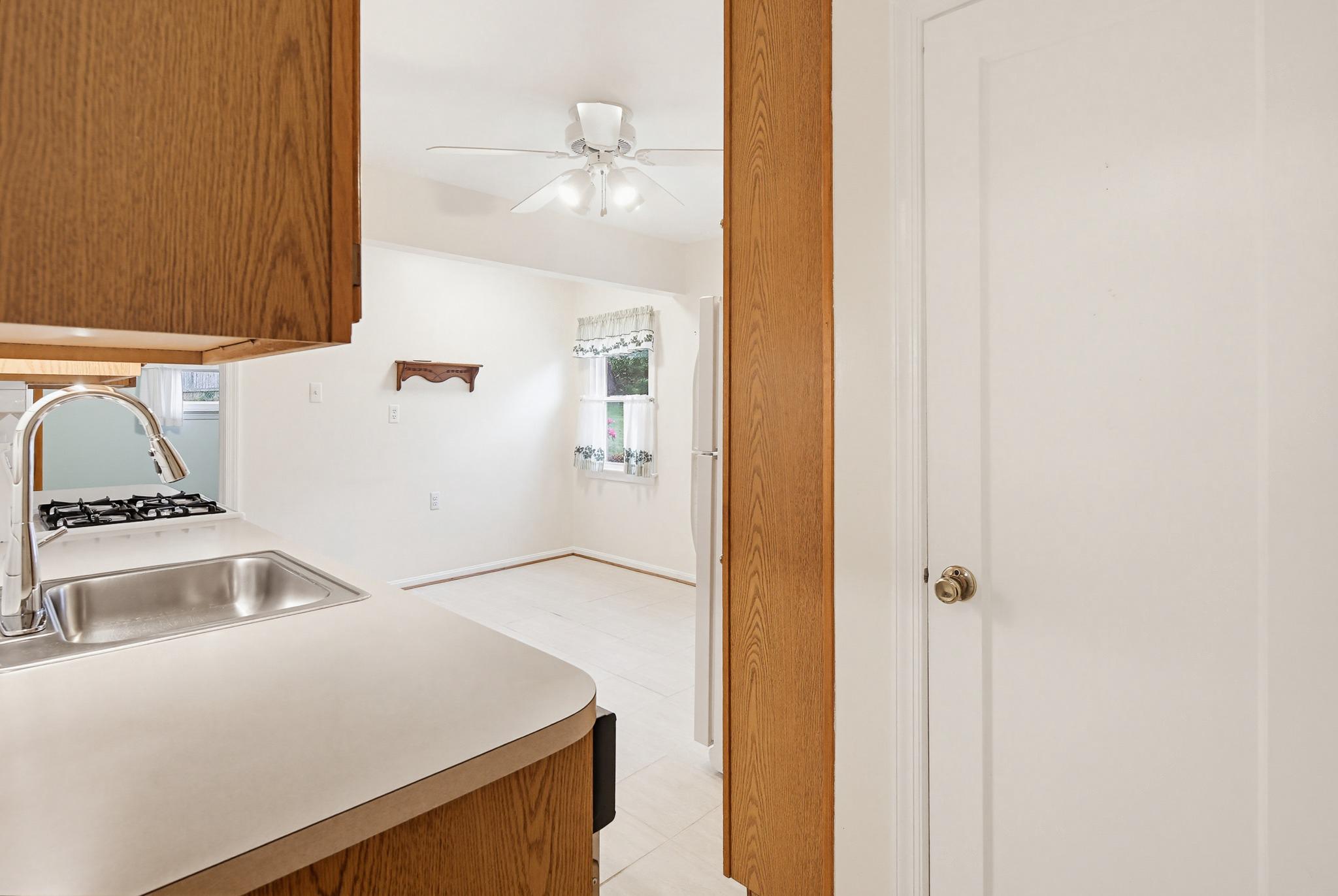VEIRS MILL VILLAGE - Residential