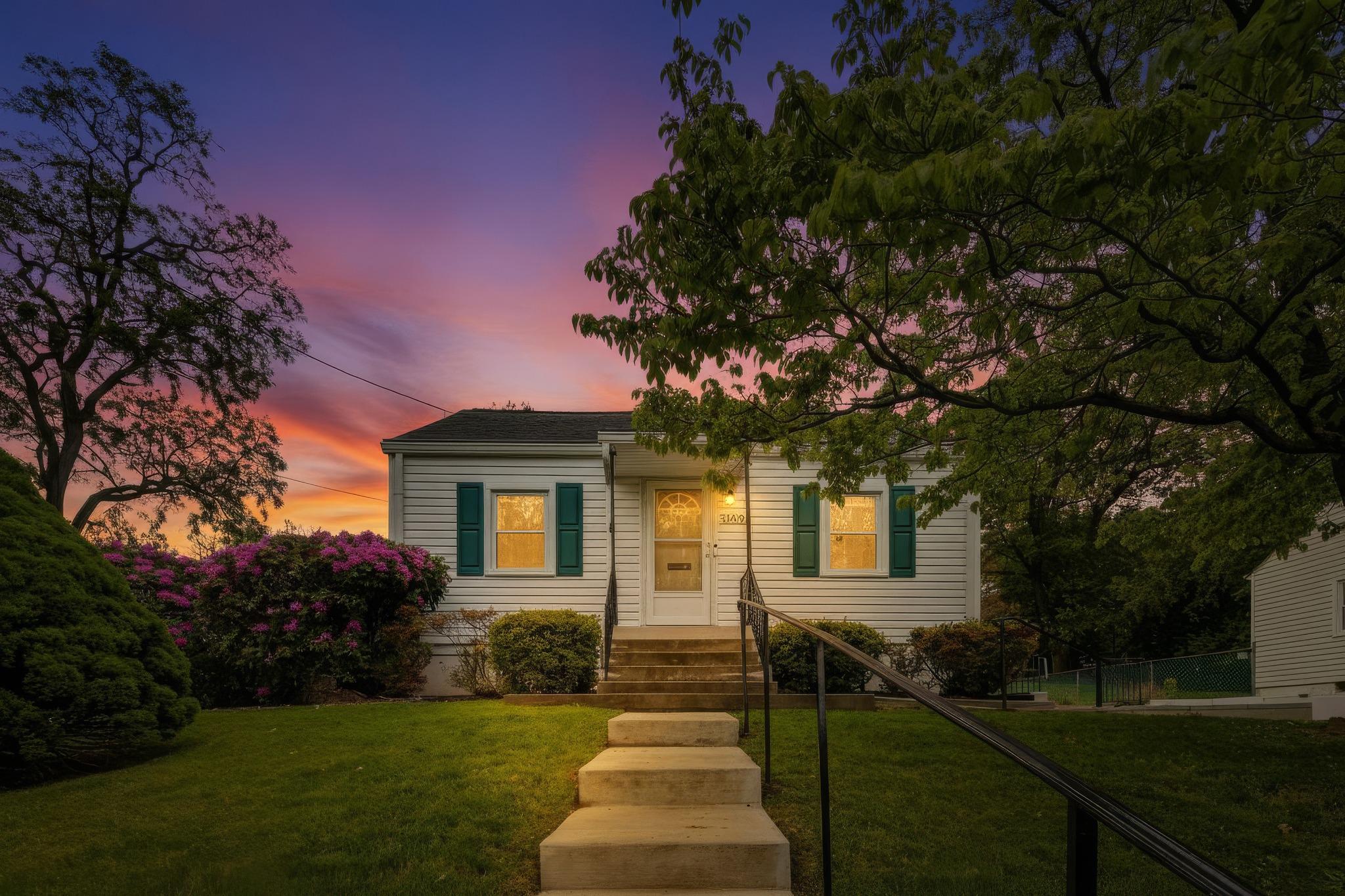 VEIRS MILL VILLAGE - Residential
