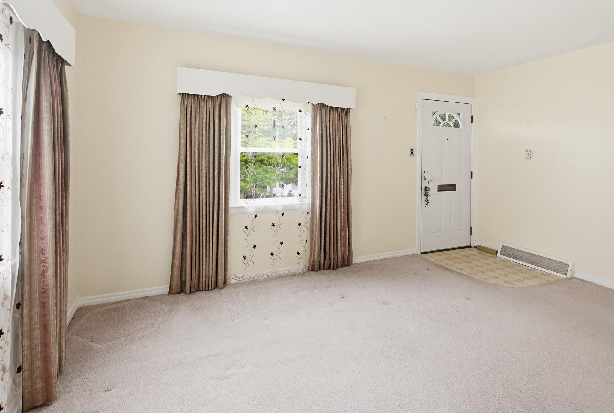 VEIRS MILL VILLAGE - Residential