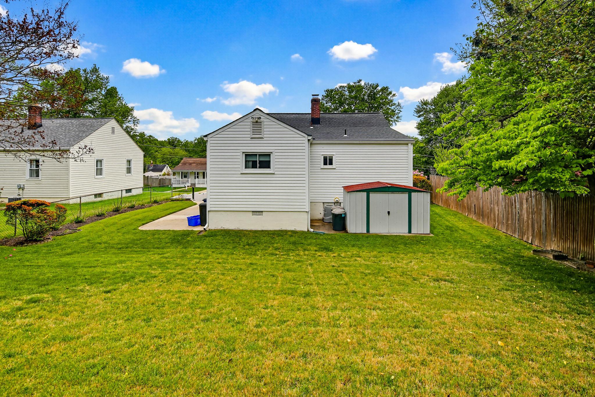 VEIRS MILL VILLAGE - Residential