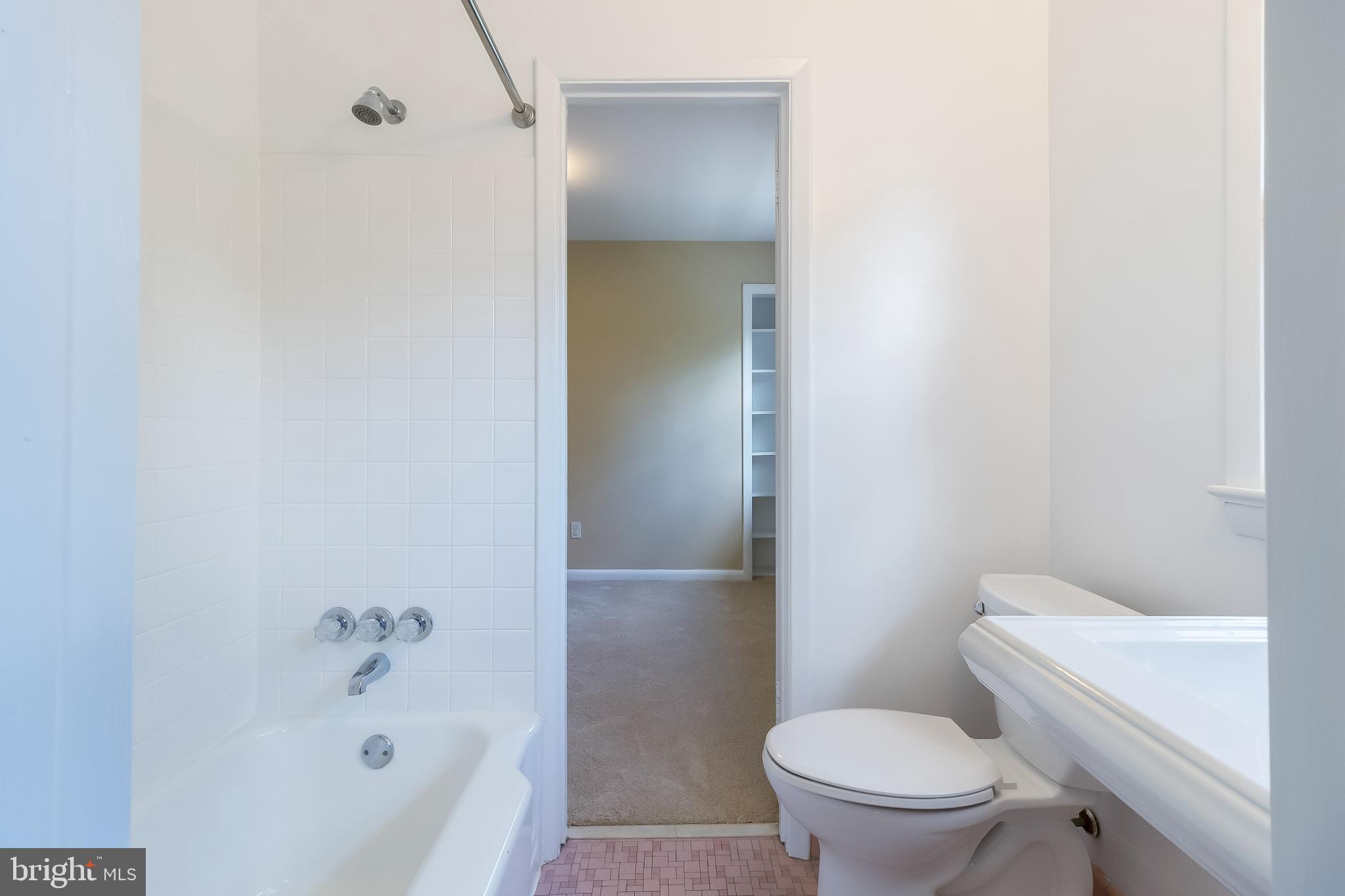 ASHBURTON - Residential Lease