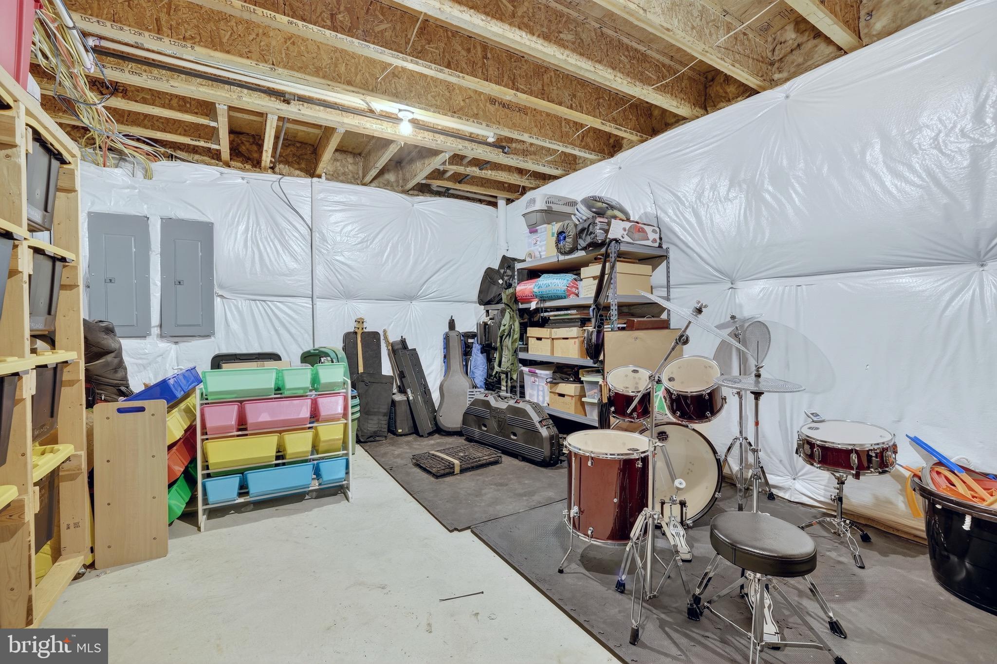 CAMP GEARY ESTATES - Residential