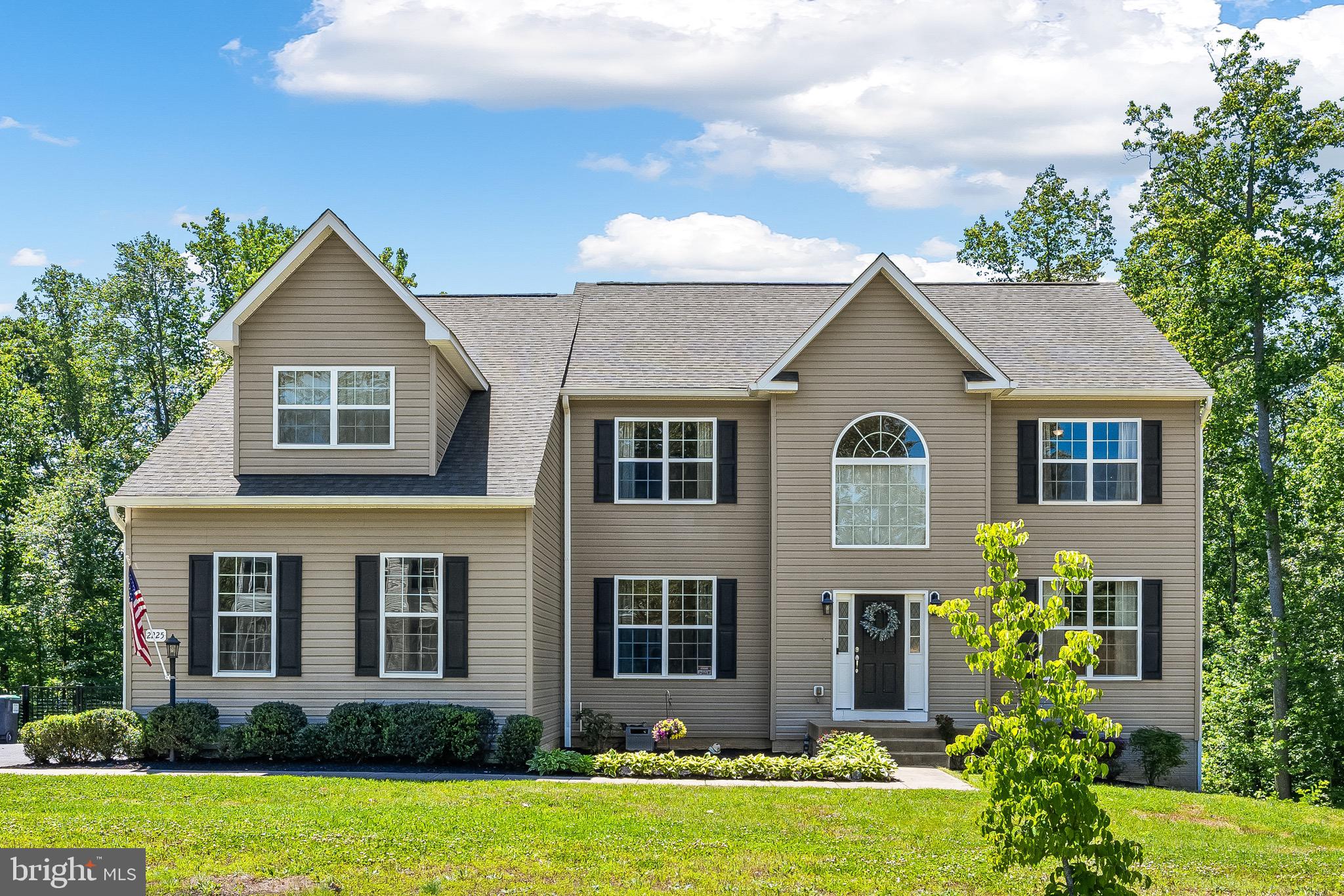 CAMP GEARY ESTATES - Residential