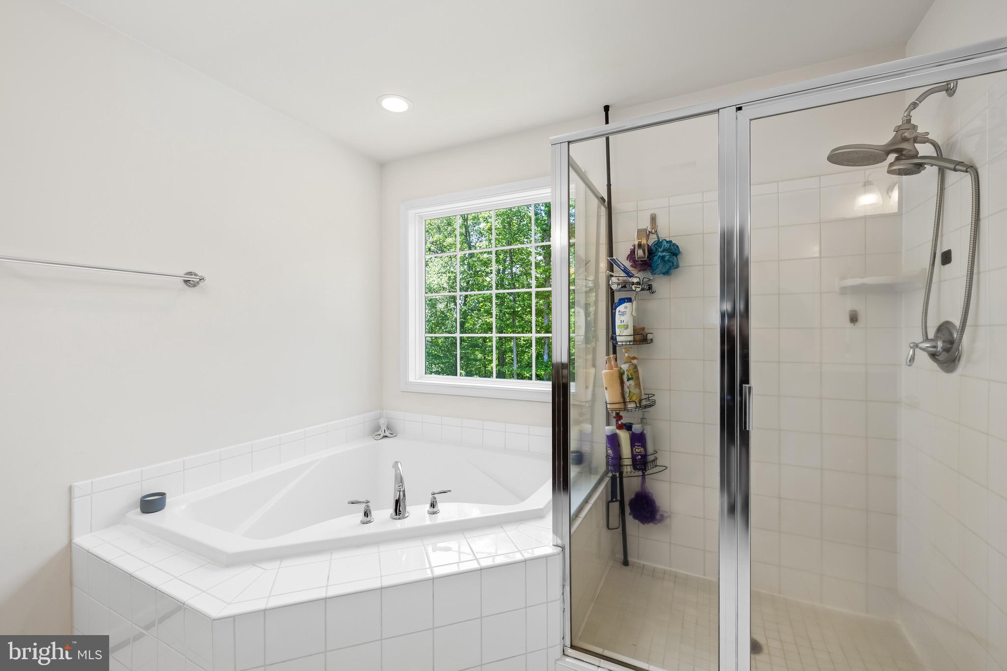 CAMP GEARY ESTATES - Residential