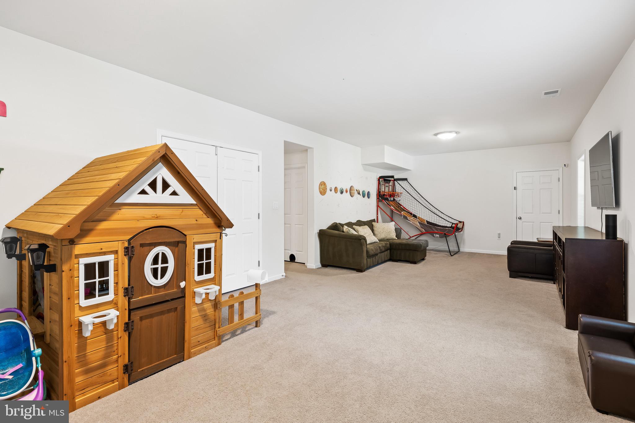 CAMP GEARY ESTATES - Residential