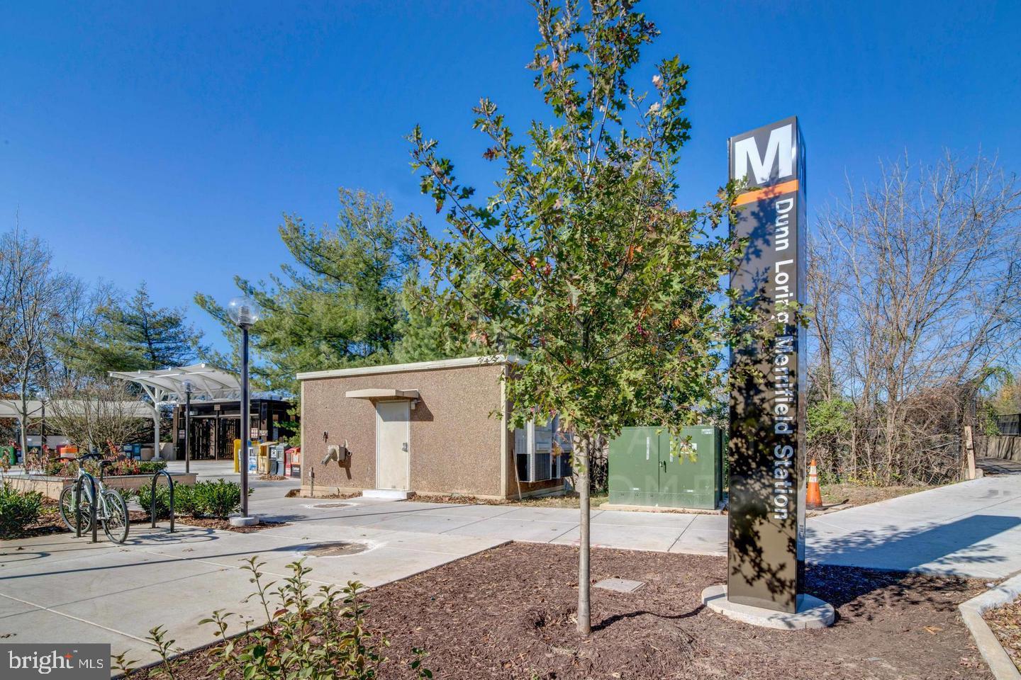 WILTON HOUSE - Residential Lease