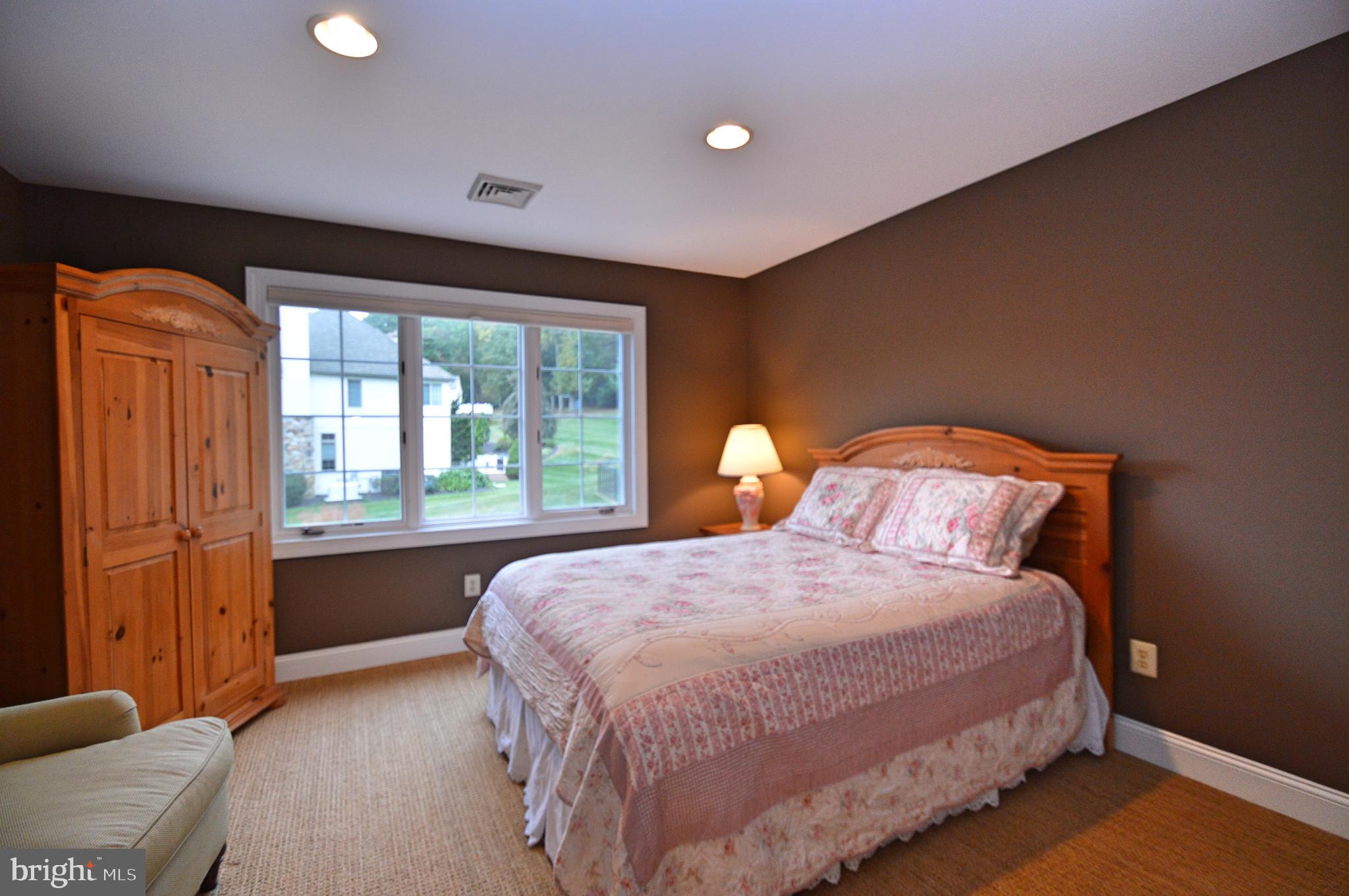 INDIAN SPRINGS - Residential