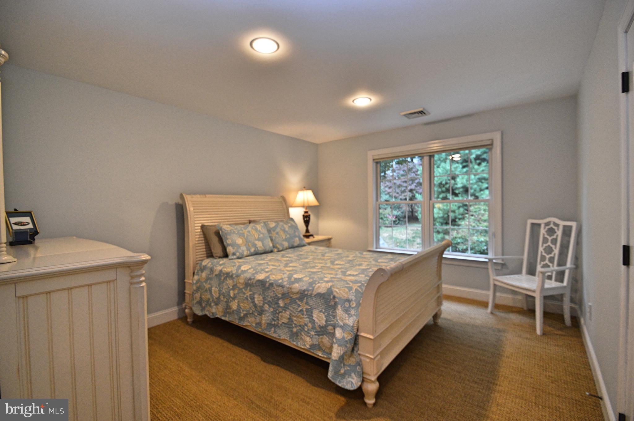 INDIAN SPRINGS - Residential