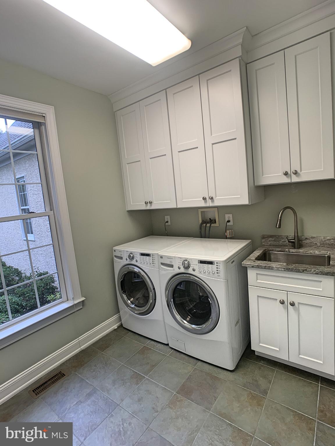 INDIAN SPRINGS - Residential