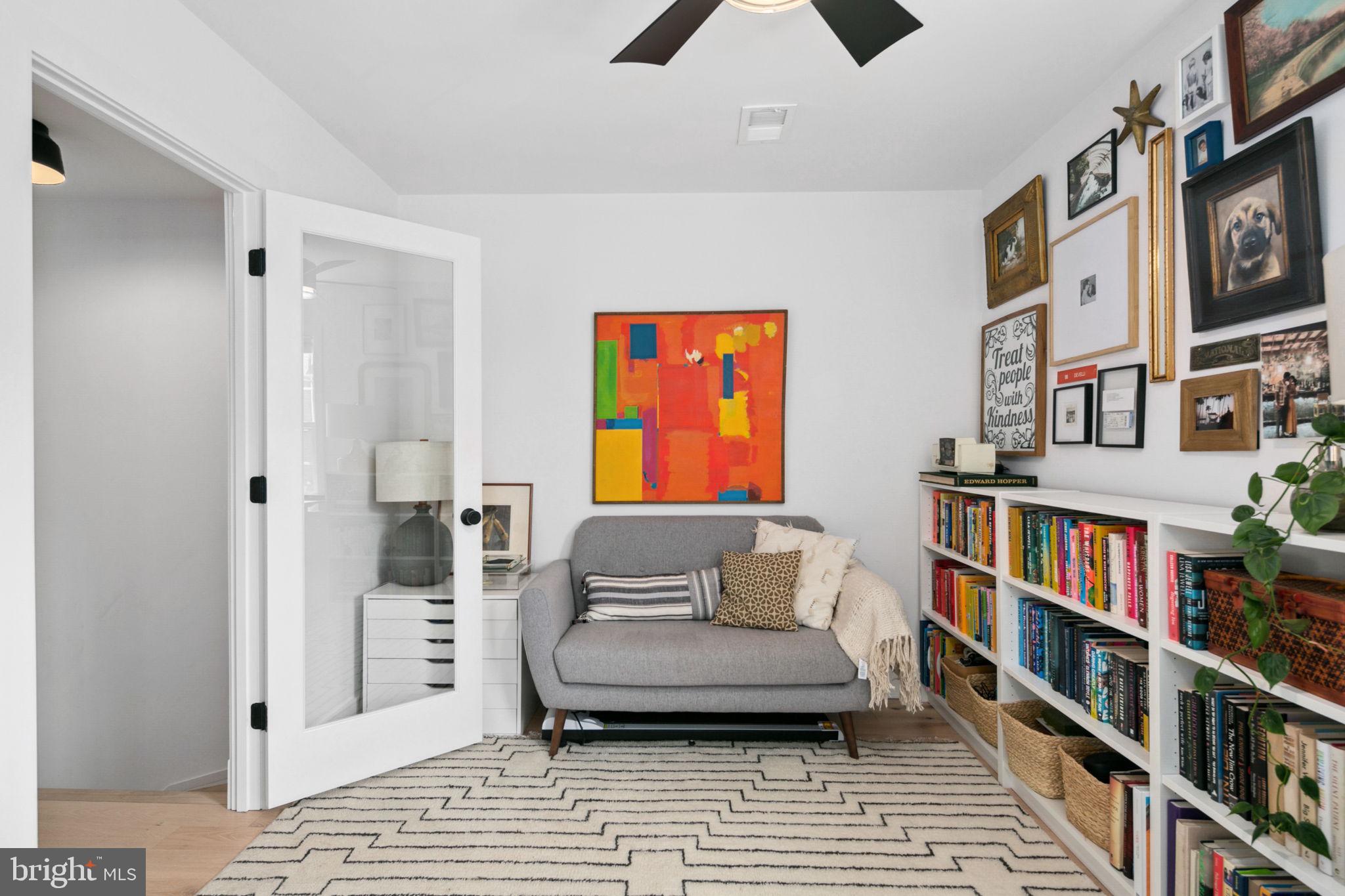 LAUREL MEWS - Residential