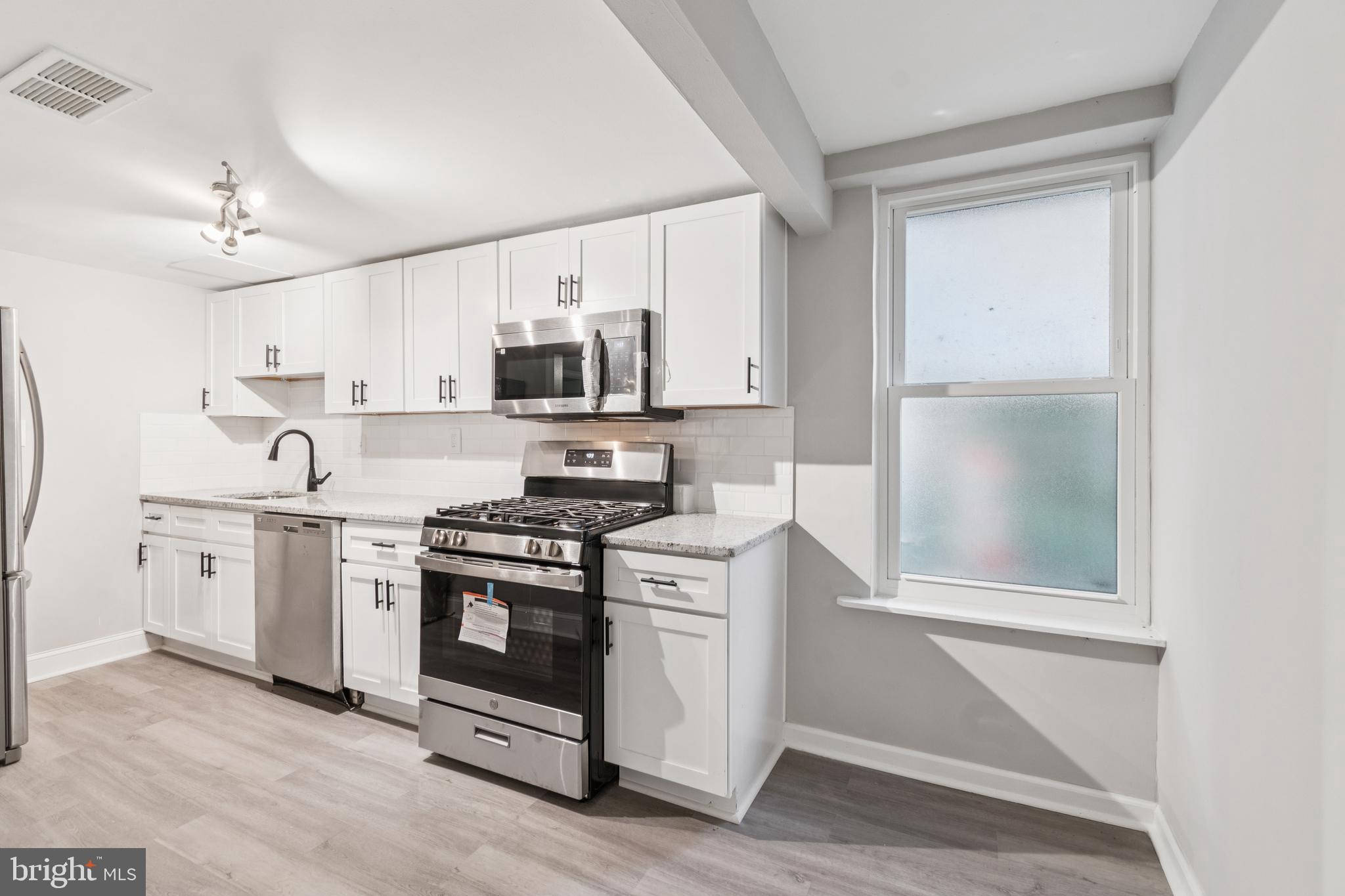 4120 14TH STREET NW B2