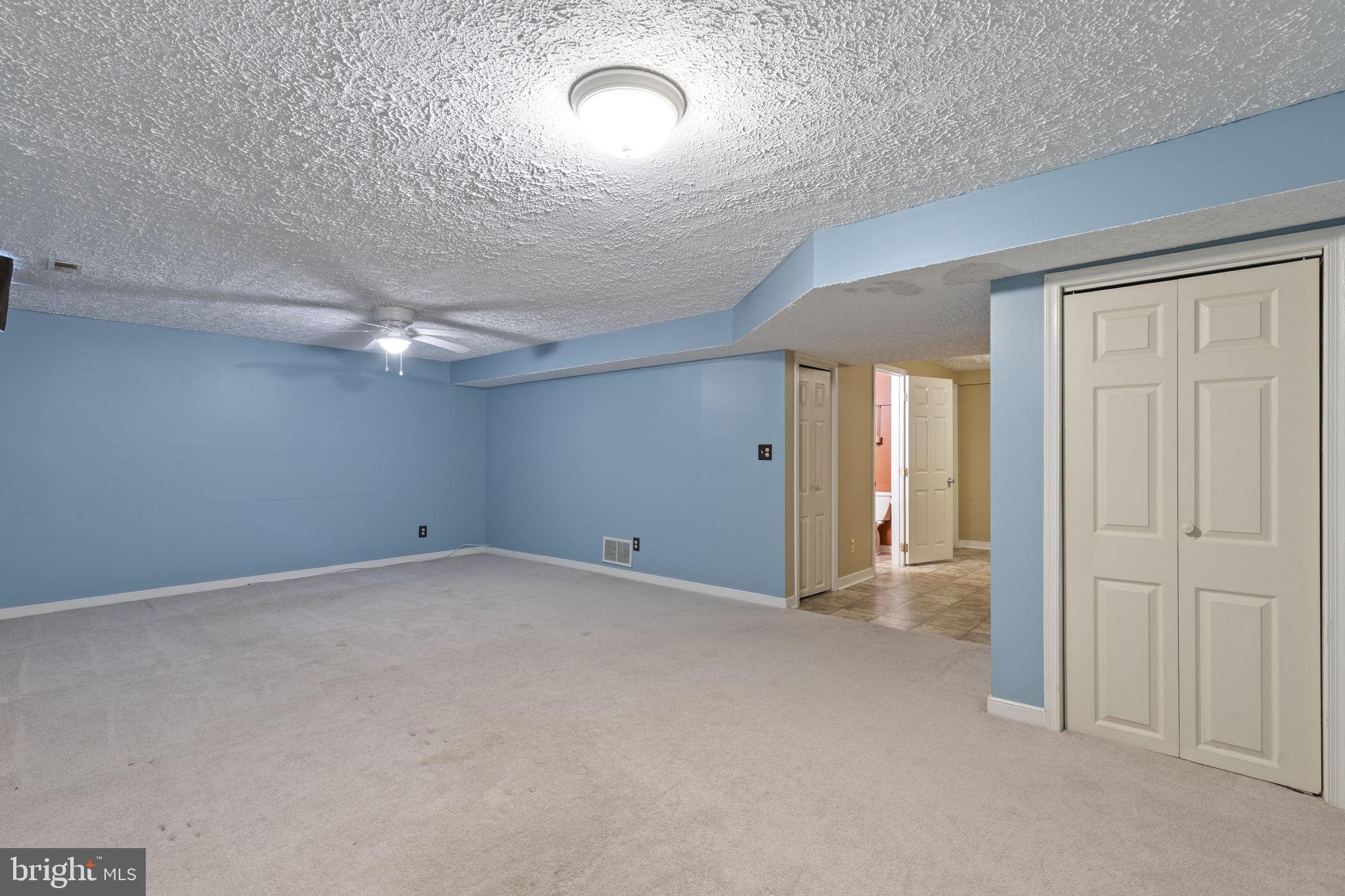 FOUNTAIN GLEN - Residential