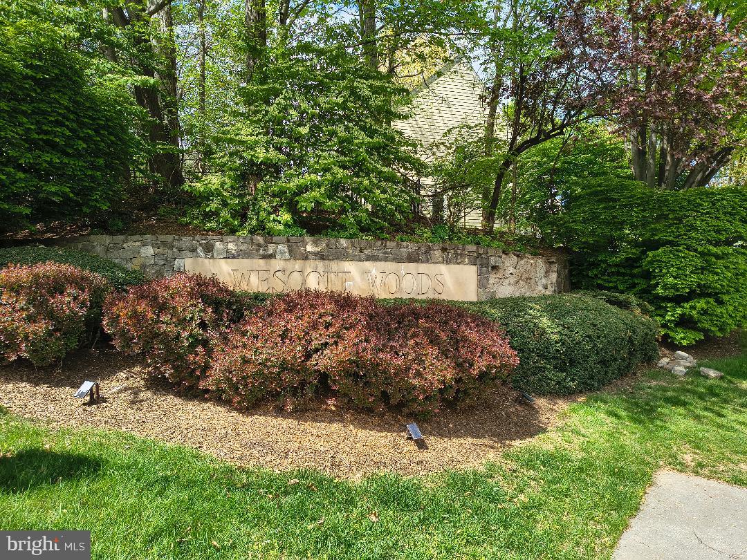 WESCOTT WOODS - Residential