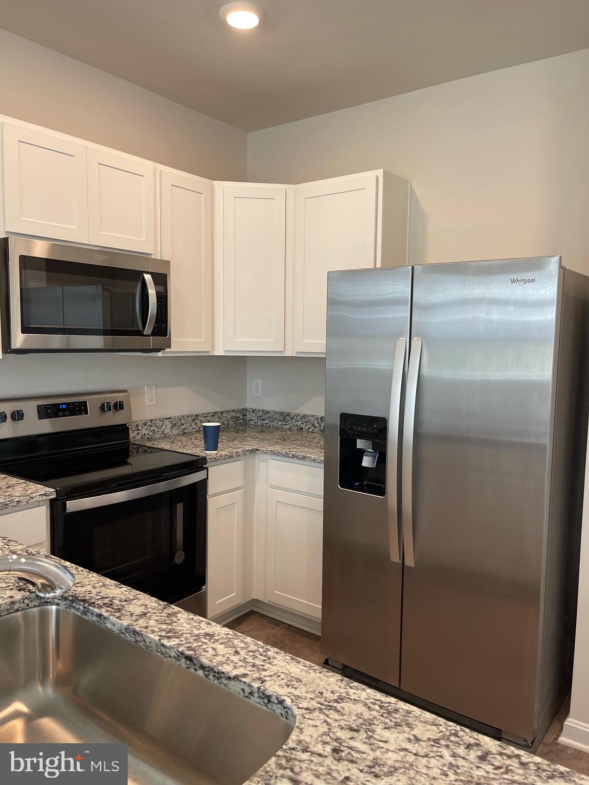 LURAY LANDING - Residential Lease