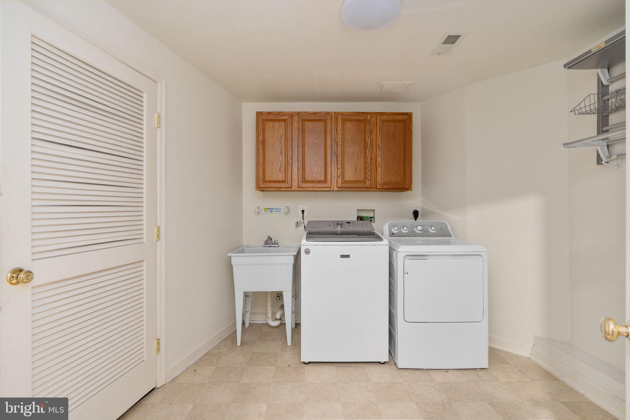 SALEM FIELDS - Residential