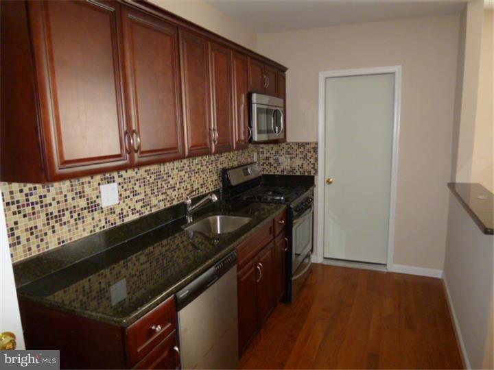 OAK LANE - Residential