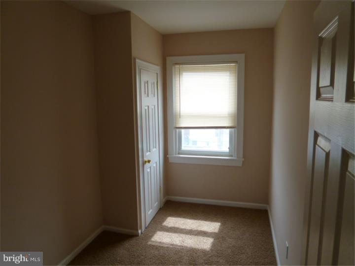 OAK LANE - Residential