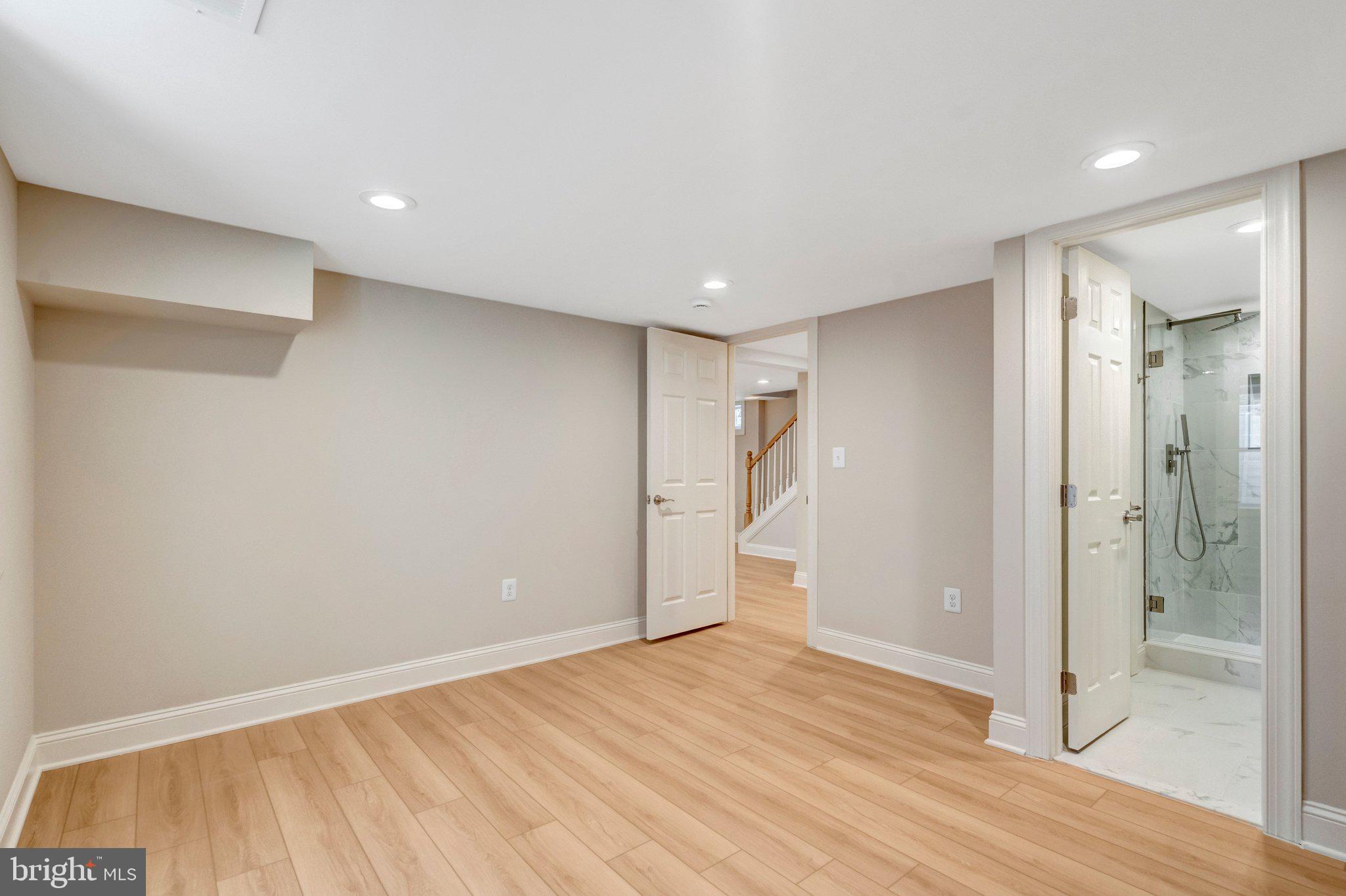 ADAMS ESTATE - Residential