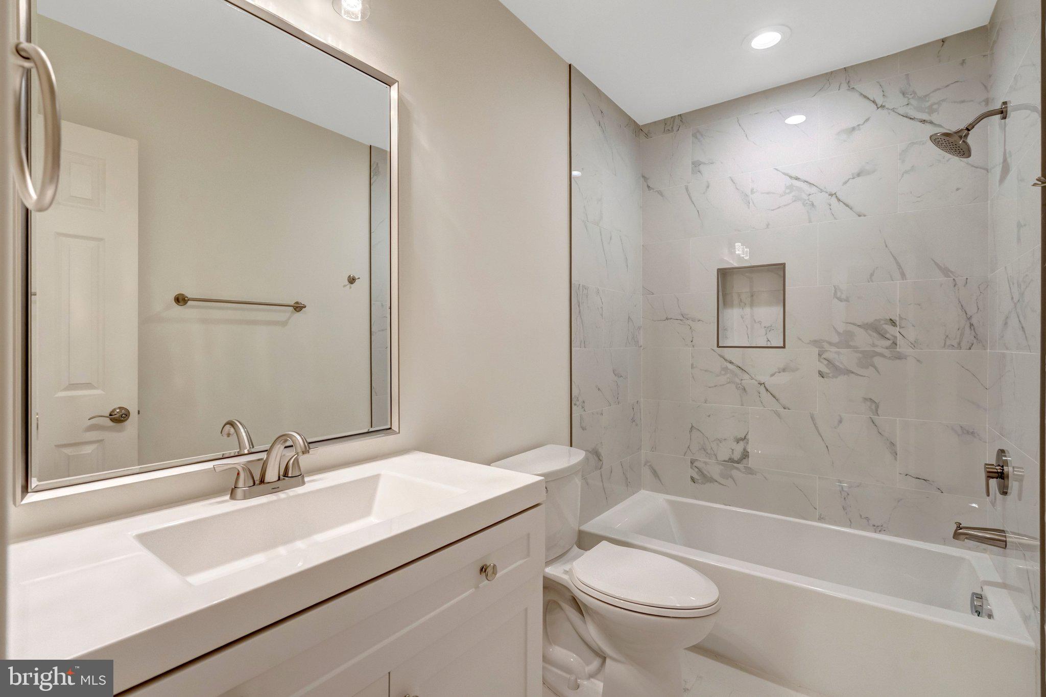 ADAMS ESTATE - Residential