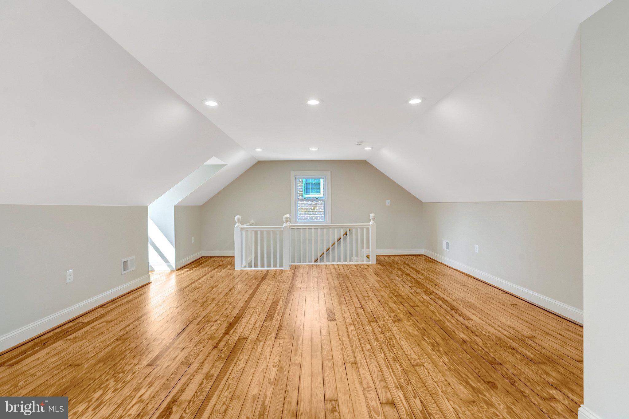 ADAMS ESTATE - Residential