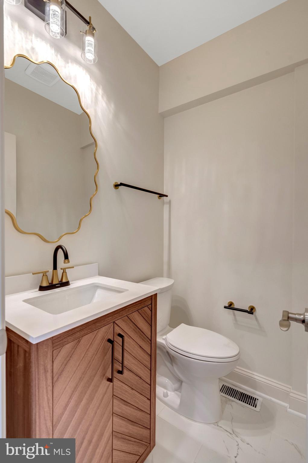 ADAMS ESTATE - Residential