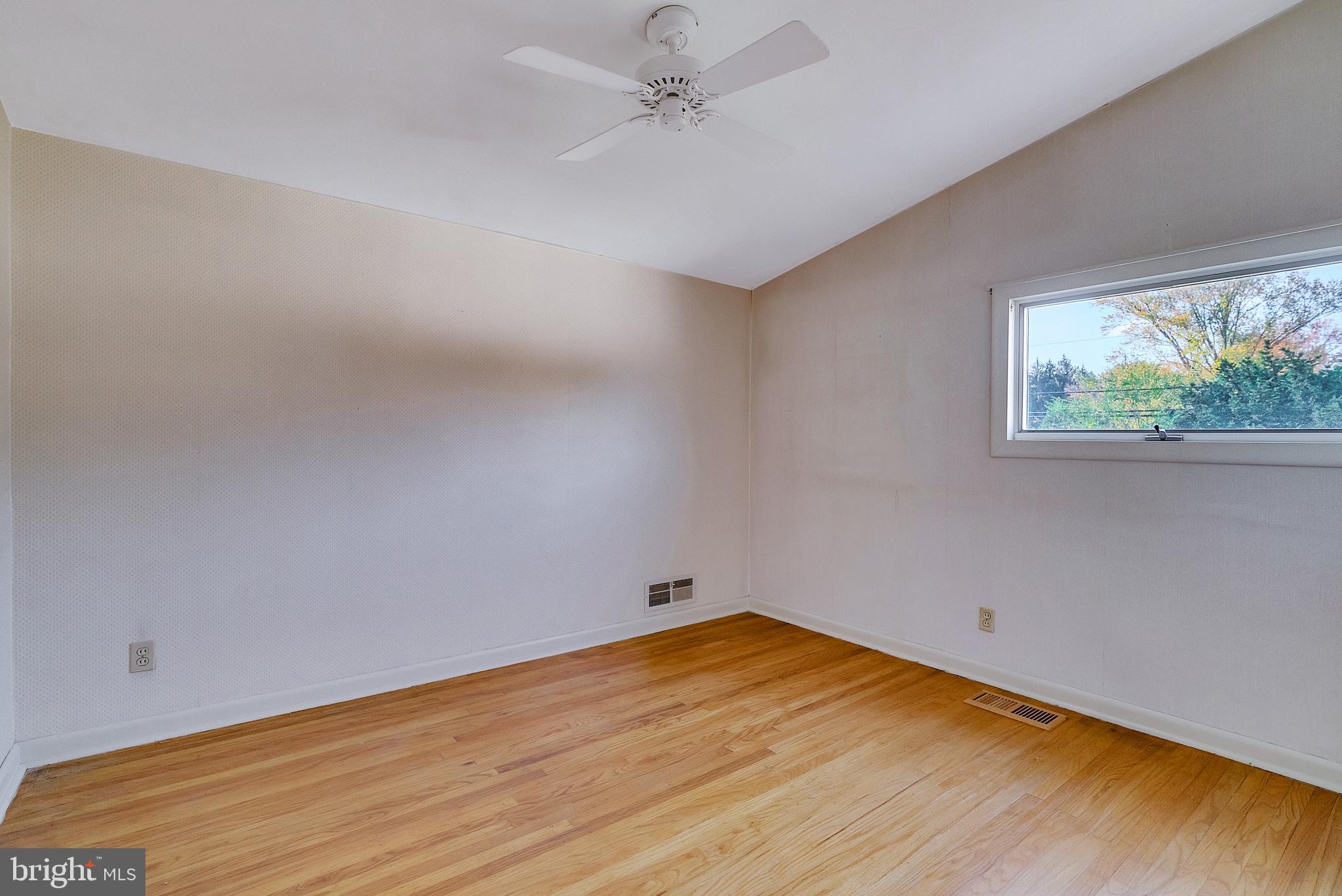 CENTER SQ GREEN - Residential