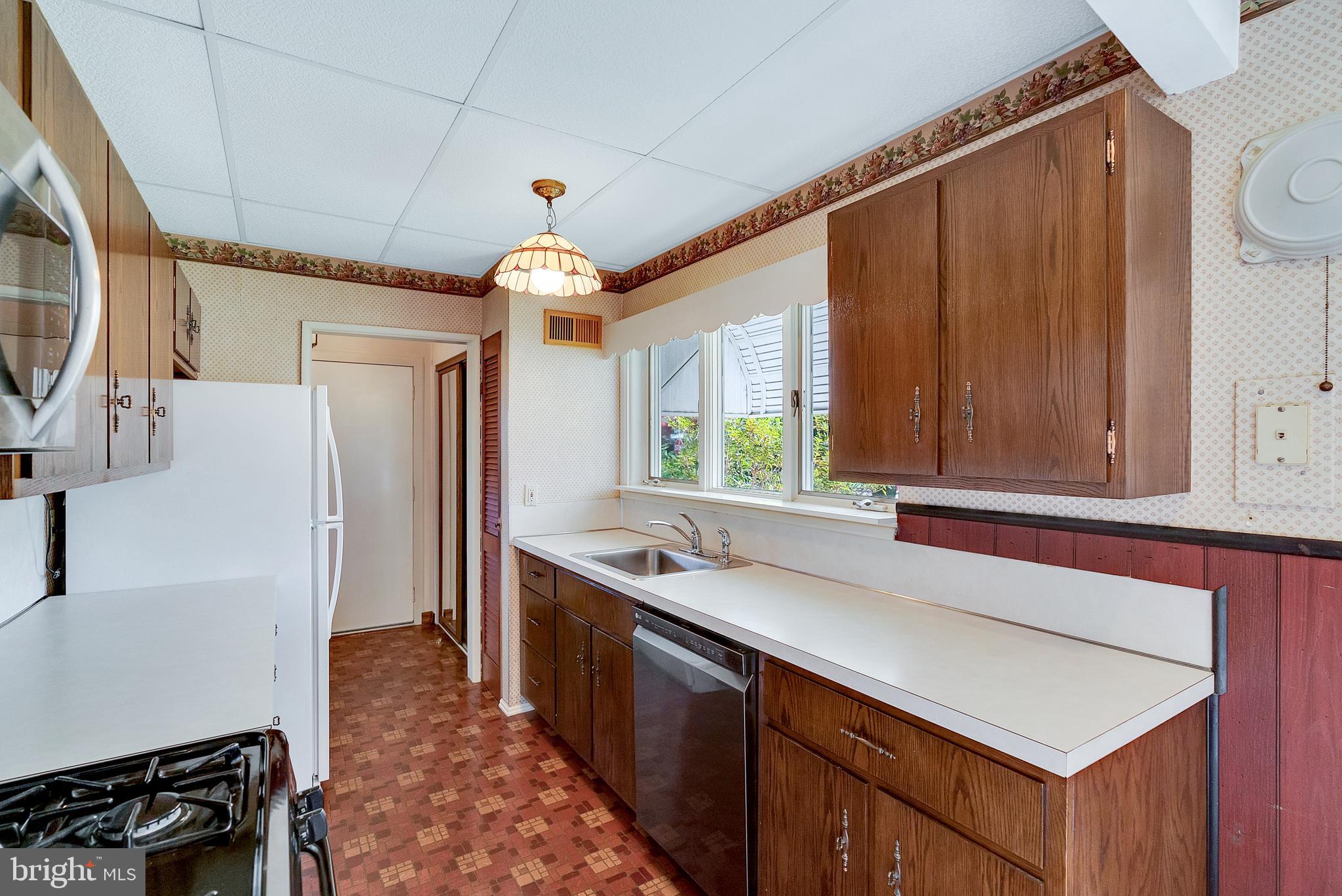 CENTER SQ GREEN - Residential