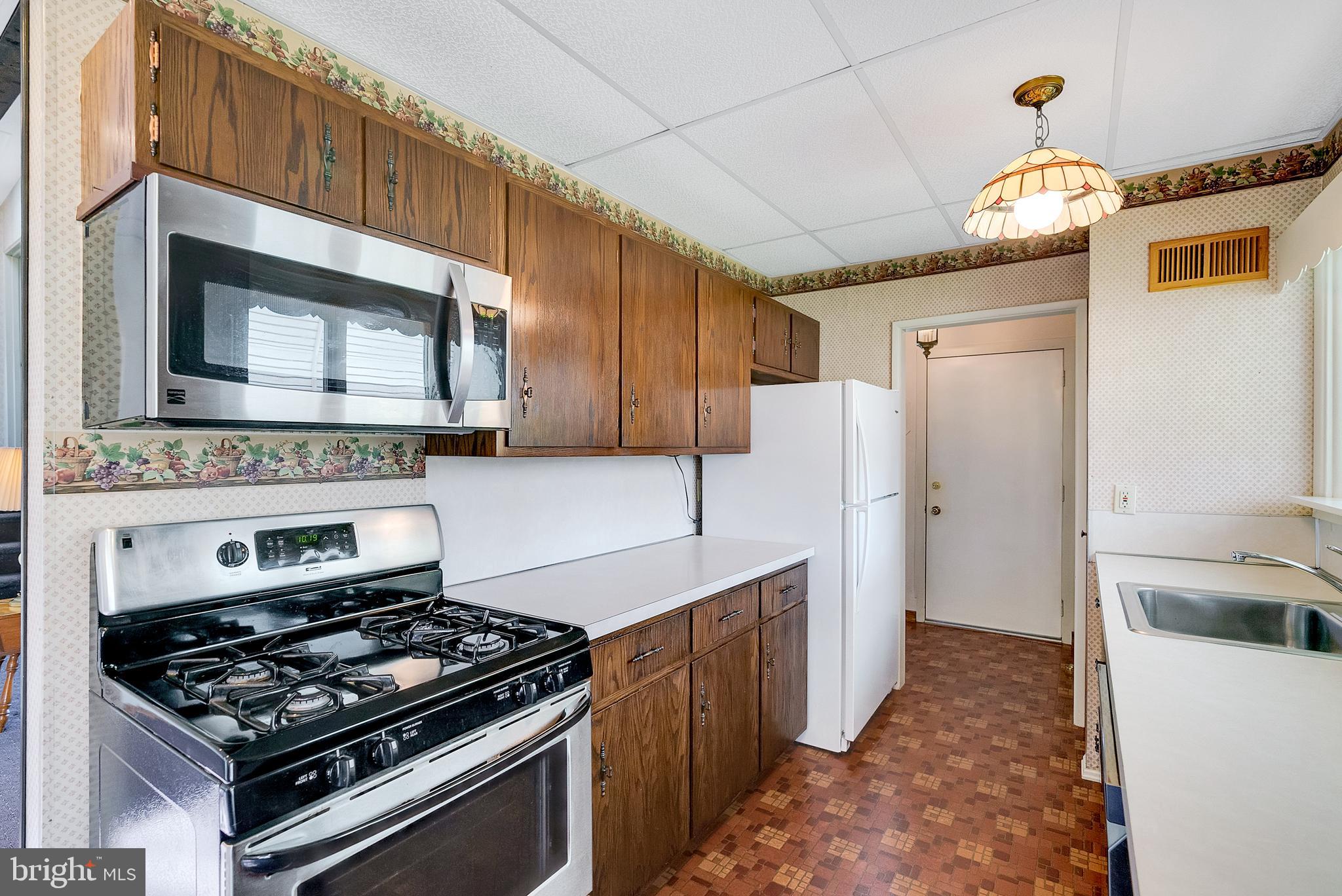 CENTER SQ GREEN - Residential