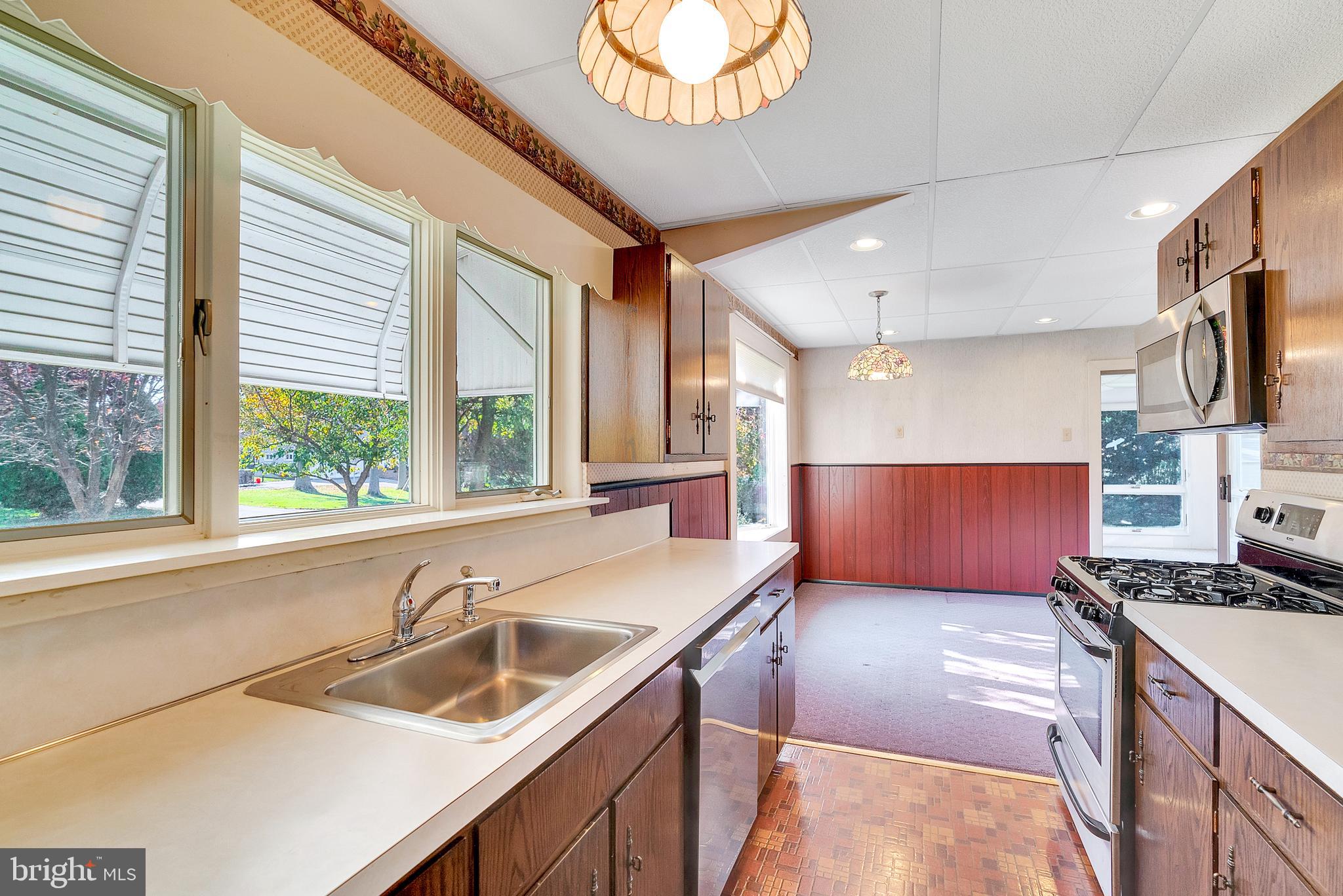 CENTER SQ GREEN - Residential